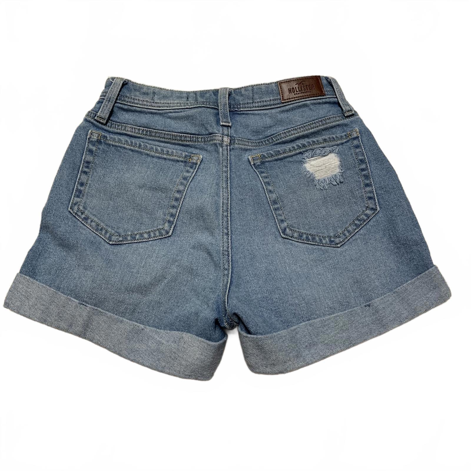 Hollister Ultra High-Rise Mom Shorts Sz 1 W25 Distressed Blue Wash