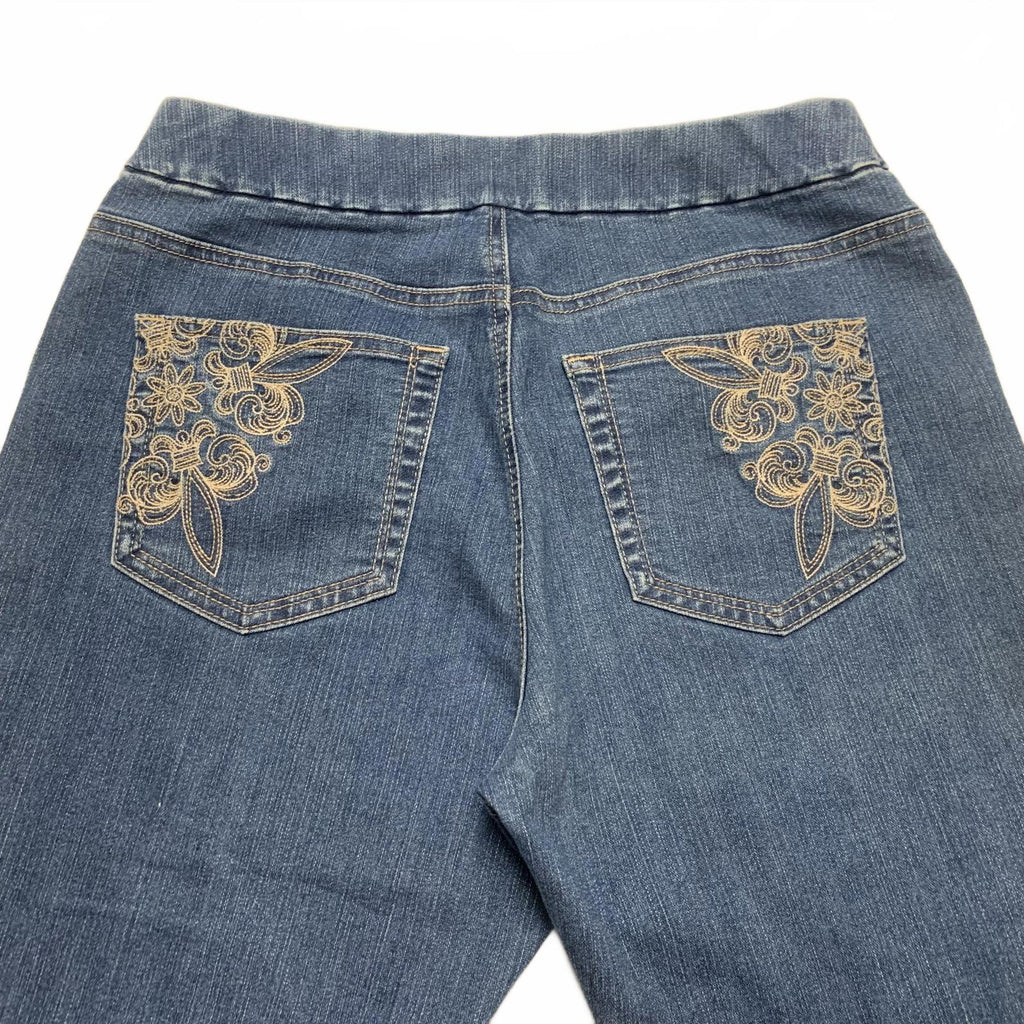 Lee Women's Size 8 Medium Blue Denim Capri Jeans Floral Embroidery 30 x 16