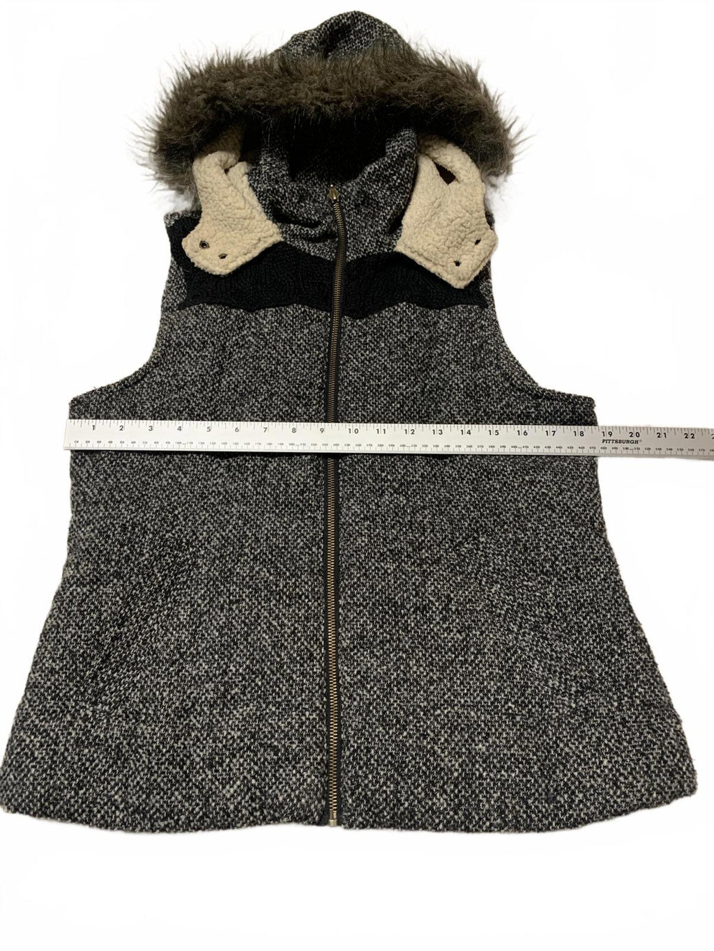 Y2K Faux Fur Vest  Supply Co. Women's Size L Specked Black Hooded Zip Up