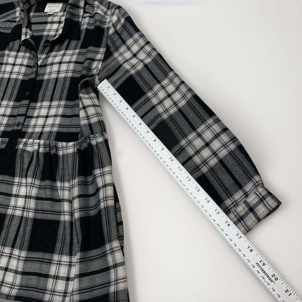 American Eagle Plaid Flannel Tunic Size Small Black White Pin Tuck Jegging Fit M