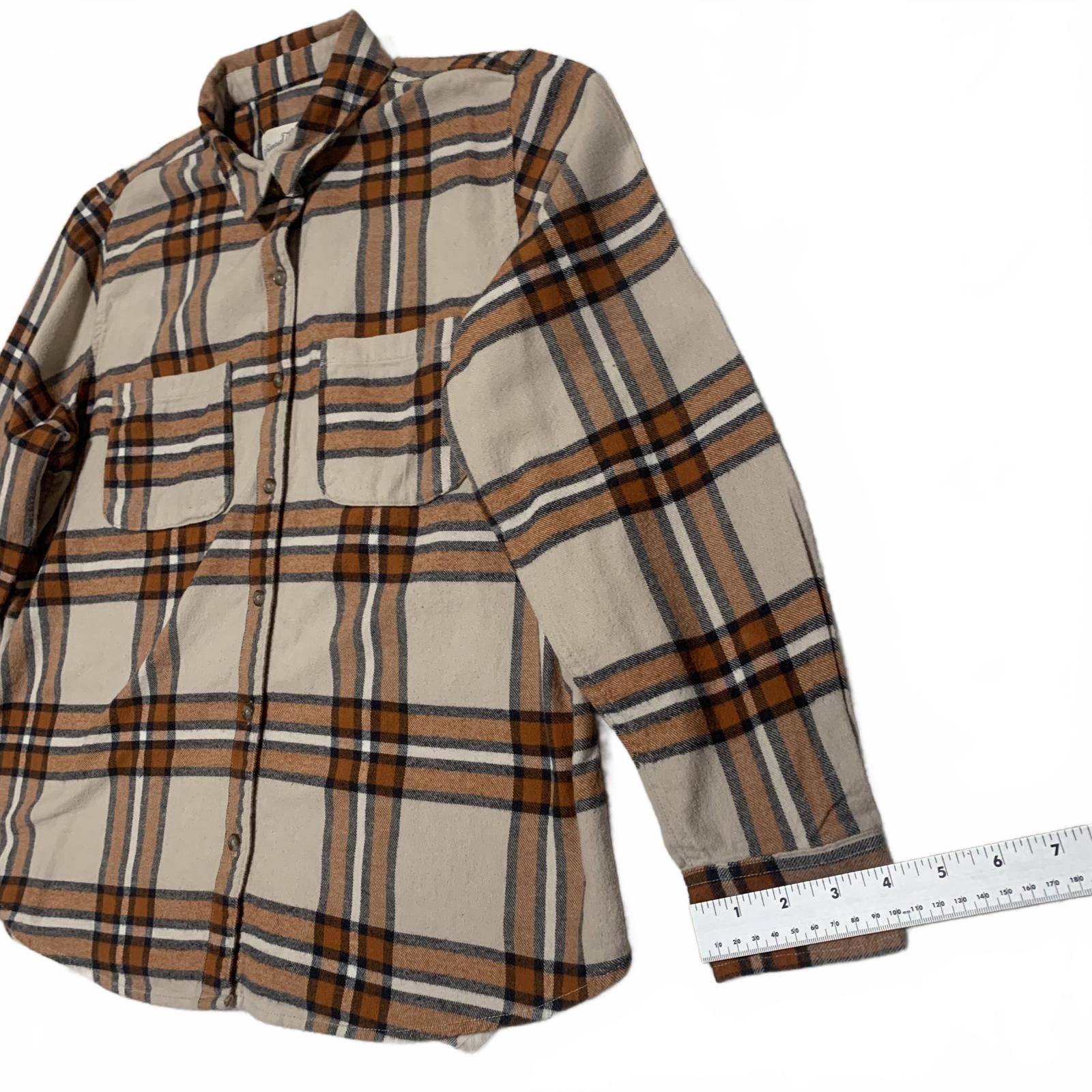 Universal Thread Men's Size Medium Casual Long Sleeve Plaid Shirt