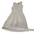 H&M Women's Size 2 White Sleeveless V-Neck Knee Length Dress Textured Pattern