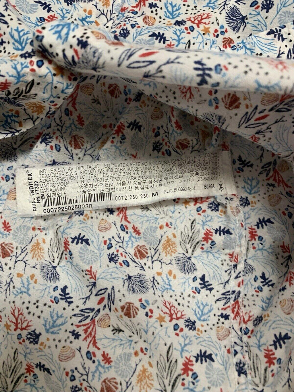 Zara Short Sleeve  Slim Fit Casual Button Down Shirt Size M Print Seaside Shells
