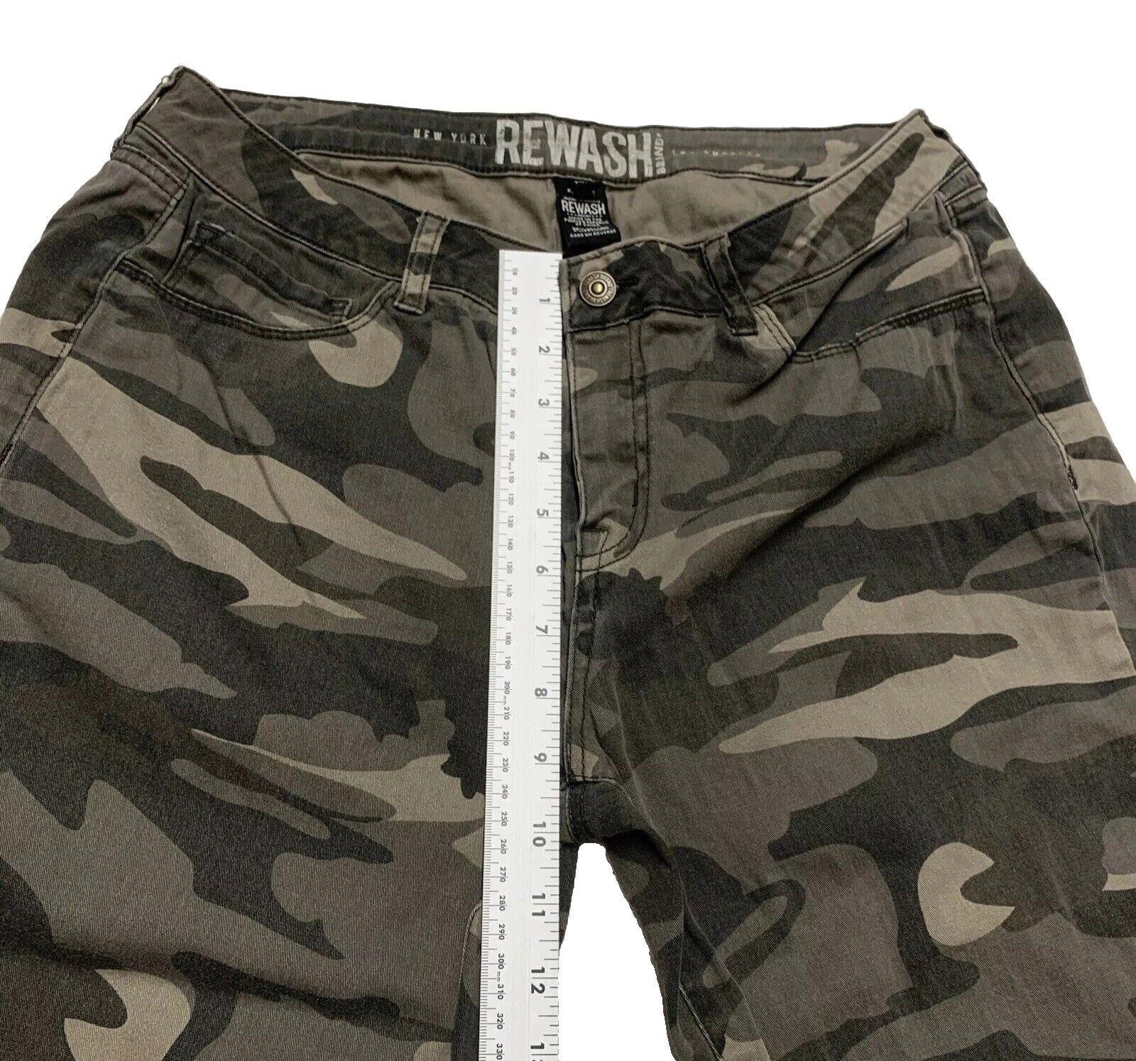 Rewash Brand Junior's Size 7/28 Olive Green Camo Print Straight Leg Pants