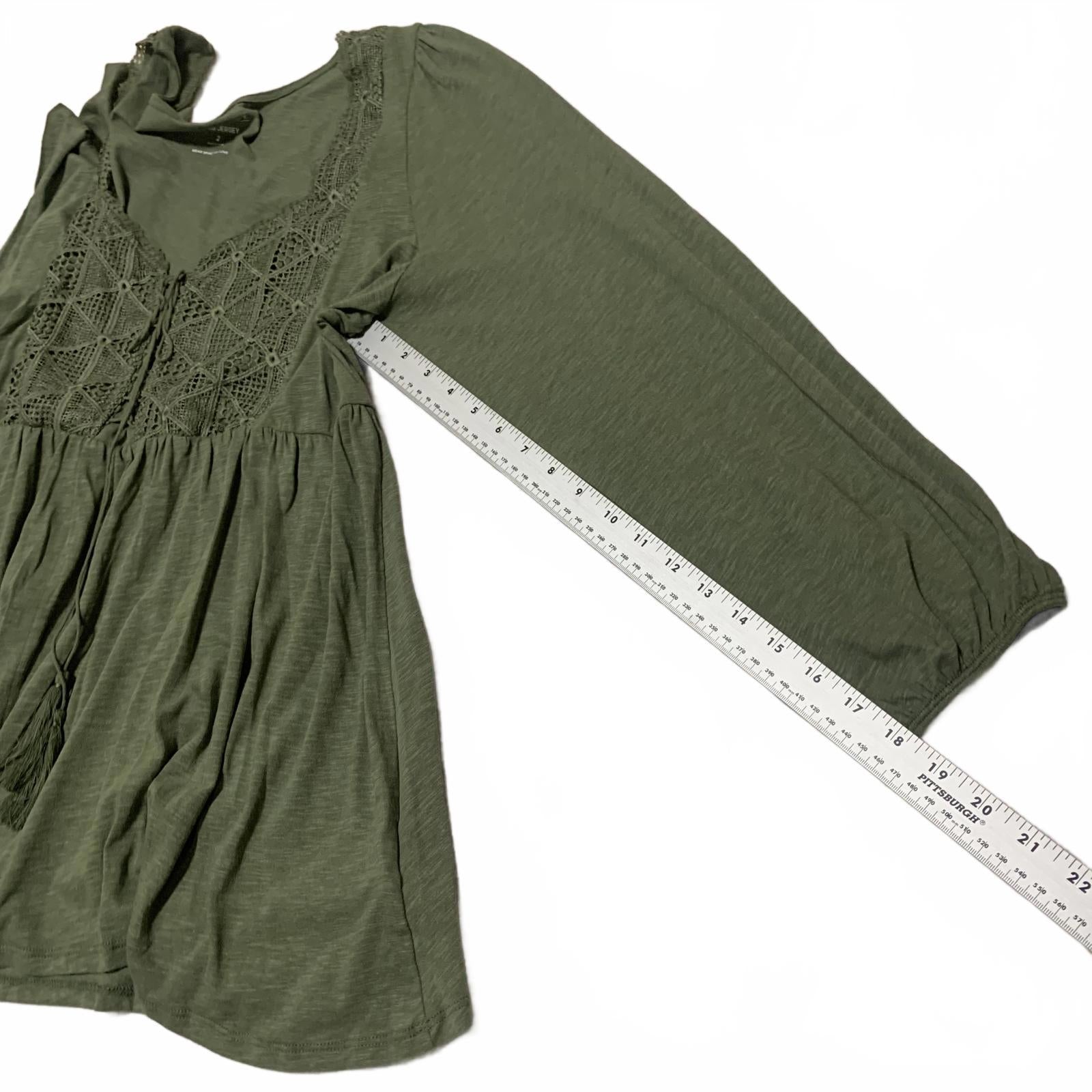 Torrid Super Soft Slub Jersey Women's Top Size 2 Olive Green