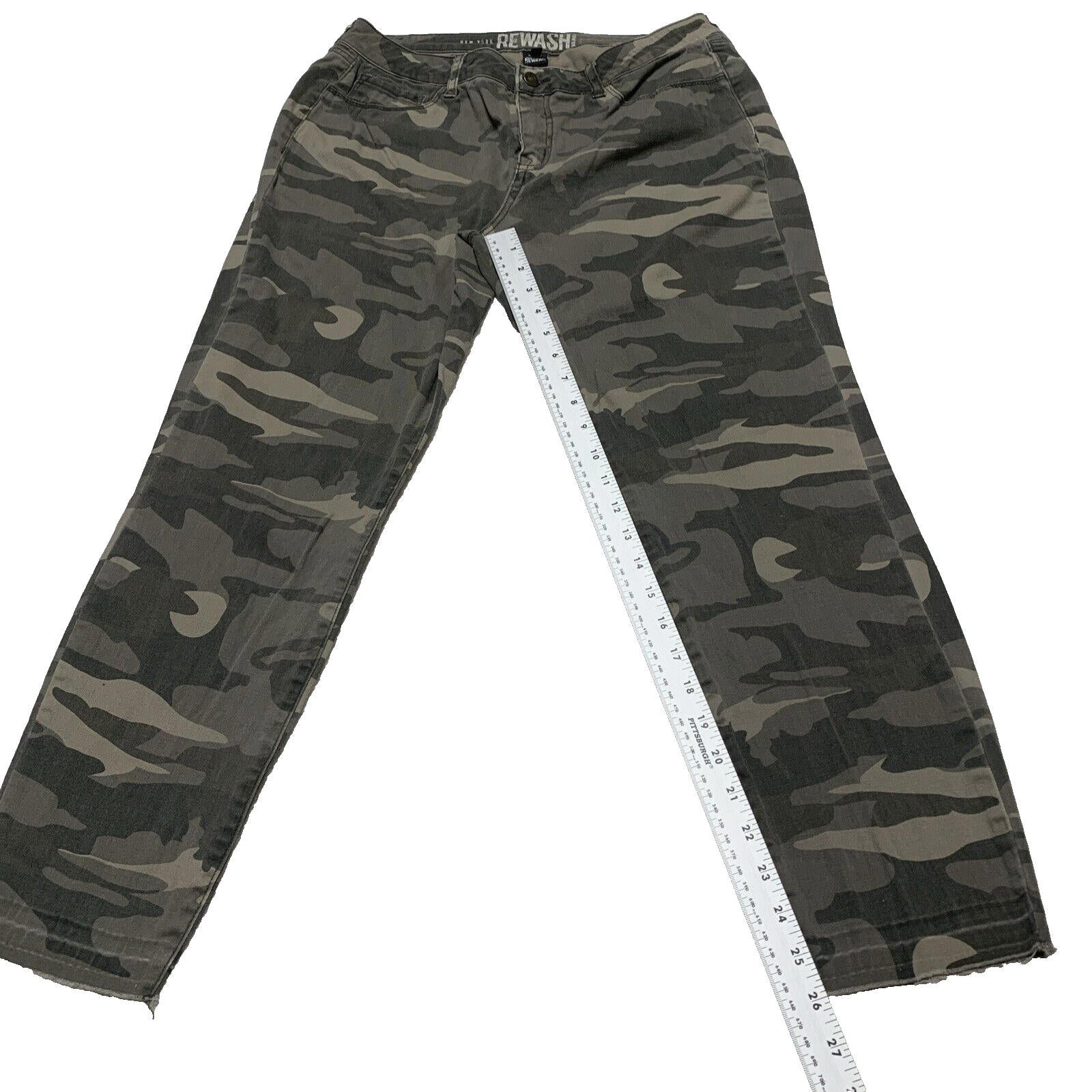 Rewash Brand Junior's Size 7/28 Olive Green Camo Print Straight Leg Pants