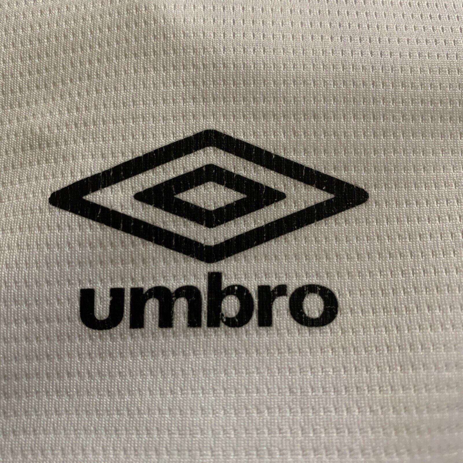 Umbro Men’s Size Medium White NYC Footy Soccer Jersey Polyester Sports Clothes