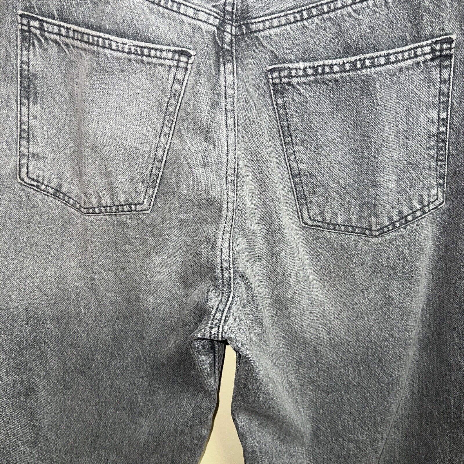 Zara Jeans Women's Size 6  Denim Gray  Cropped Frayed Edge