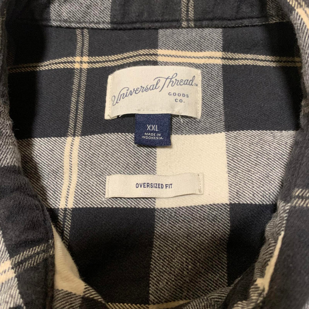 Universal Thread Men's Oversized Size XXL Black White Plaid Casual Shirt