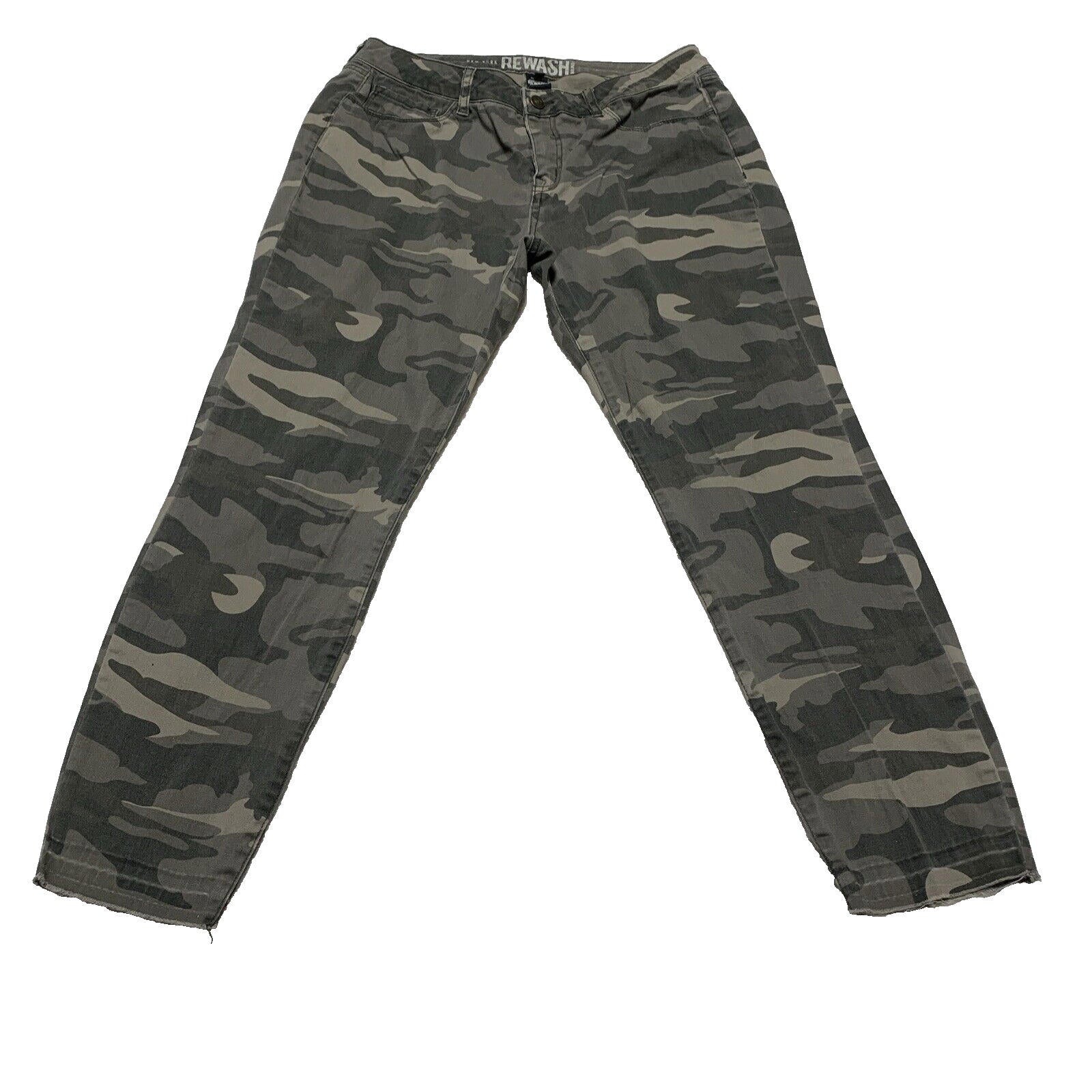 Rewash Brand Junior's Size 7/28 Olive Green Camo Print Straight Leg Pants