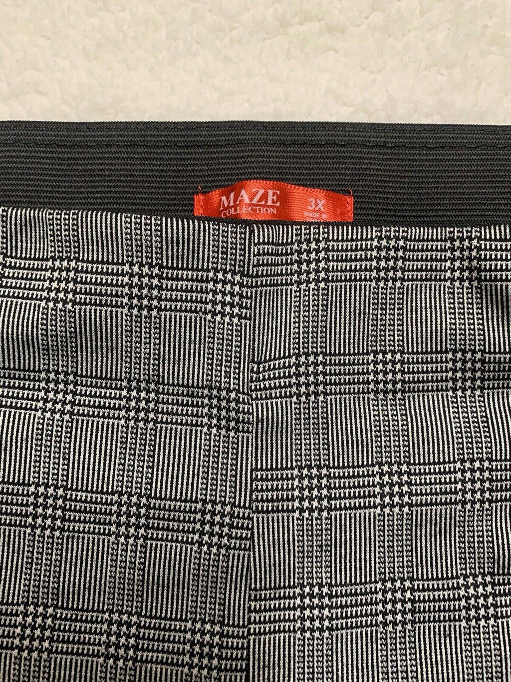 Maze Collection Pants Women's 3X Black Plaid Stretch Sewn