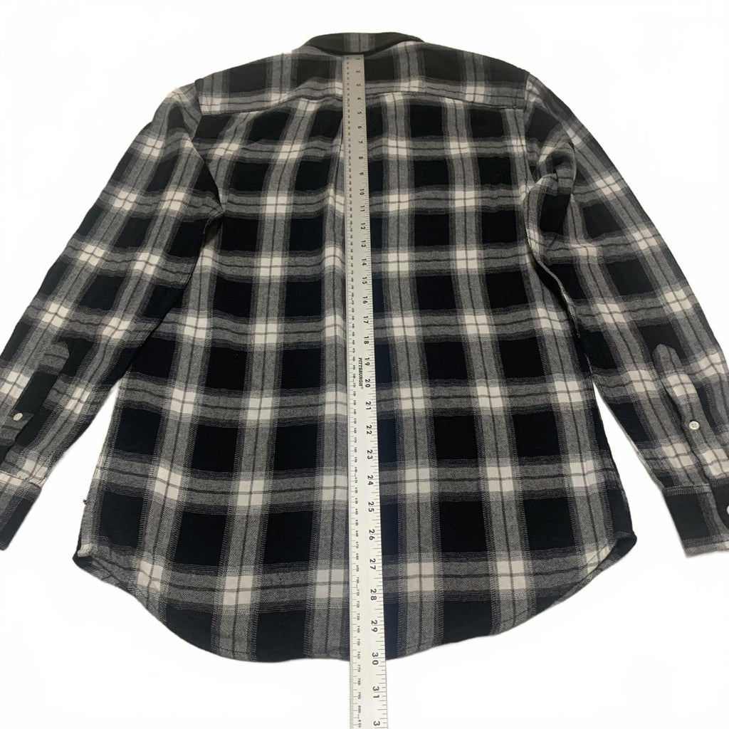Old Navy Men's Button Shirt Size S Petite Stone Black White Plaid Casual Cotton