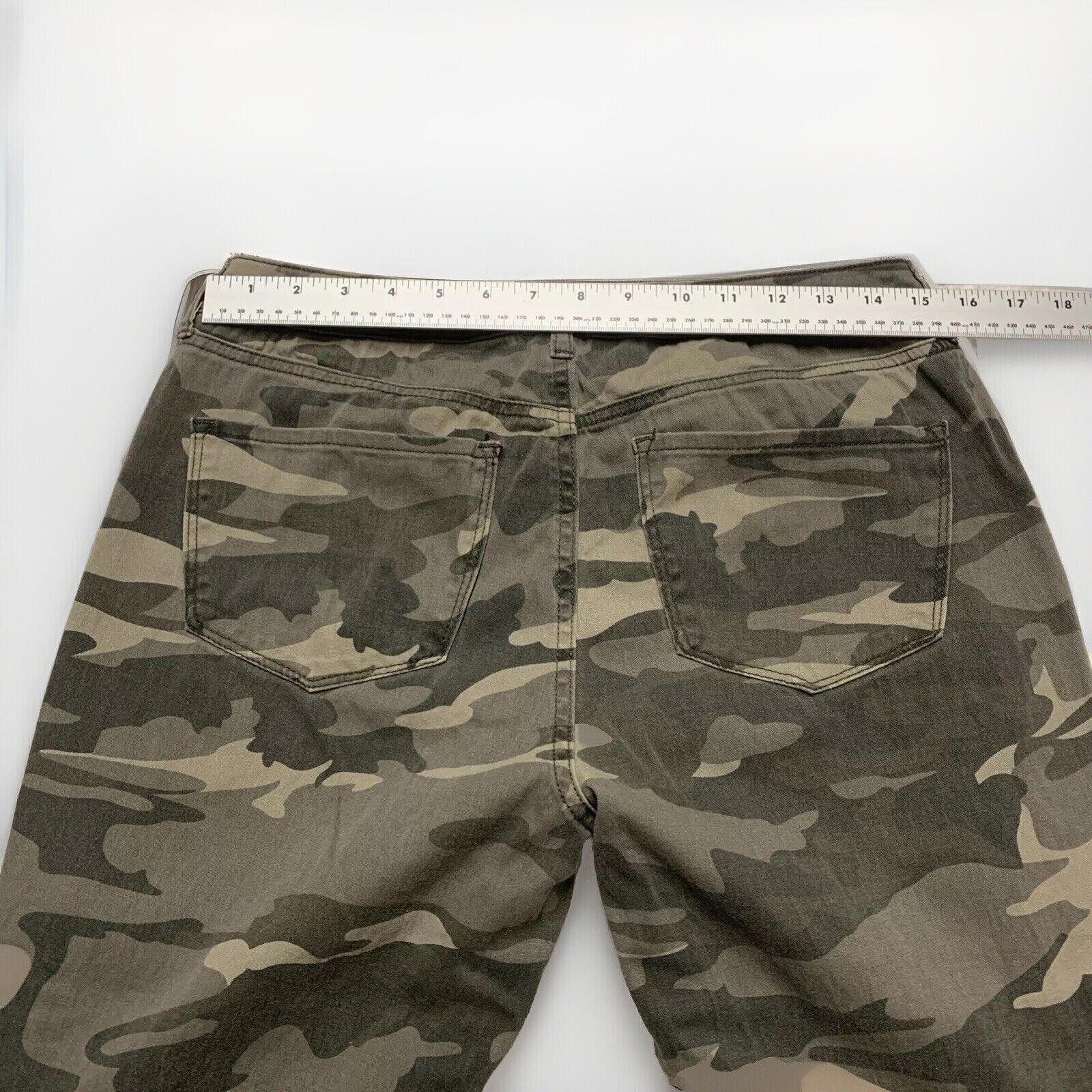 Rewash Brand Junior's Size 7/28 Olive Green Camo Print Straight Leg Pants