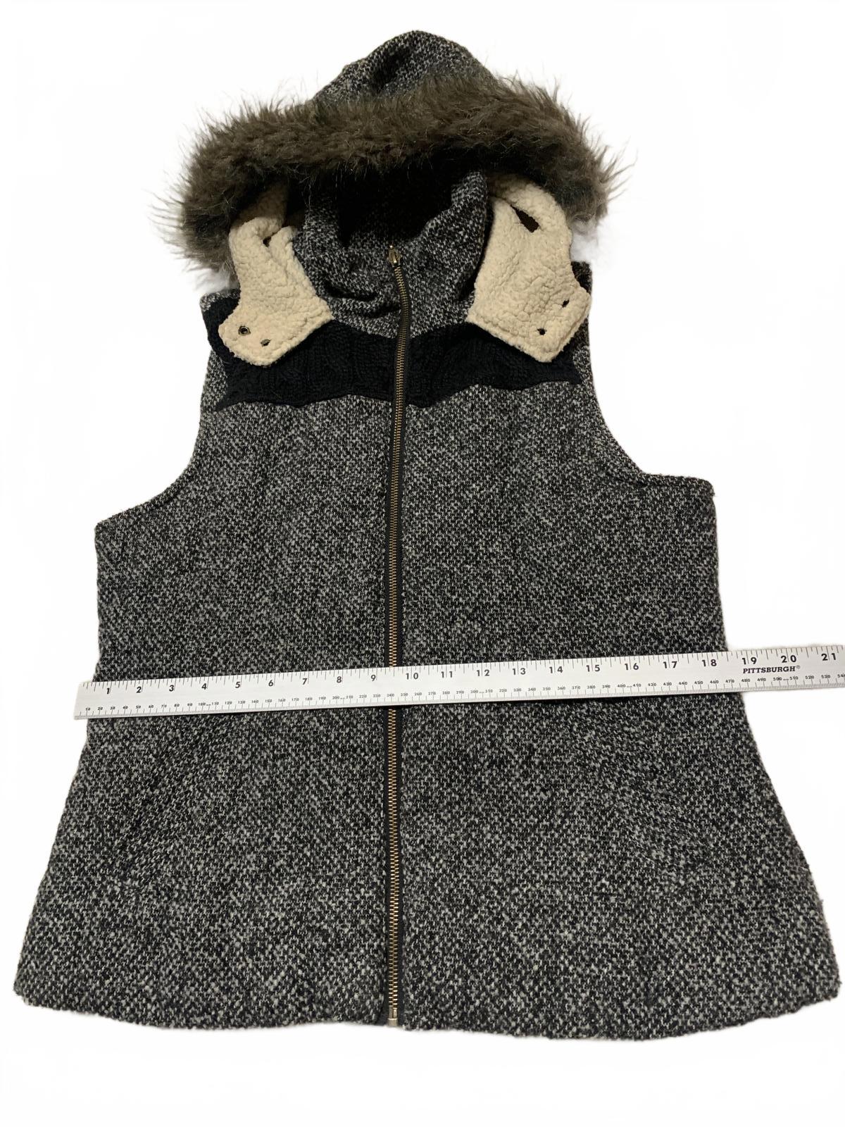 Y2K Faux Fur Vest  Supply Co. Women's Size L Specked Black Hooded Zip Up