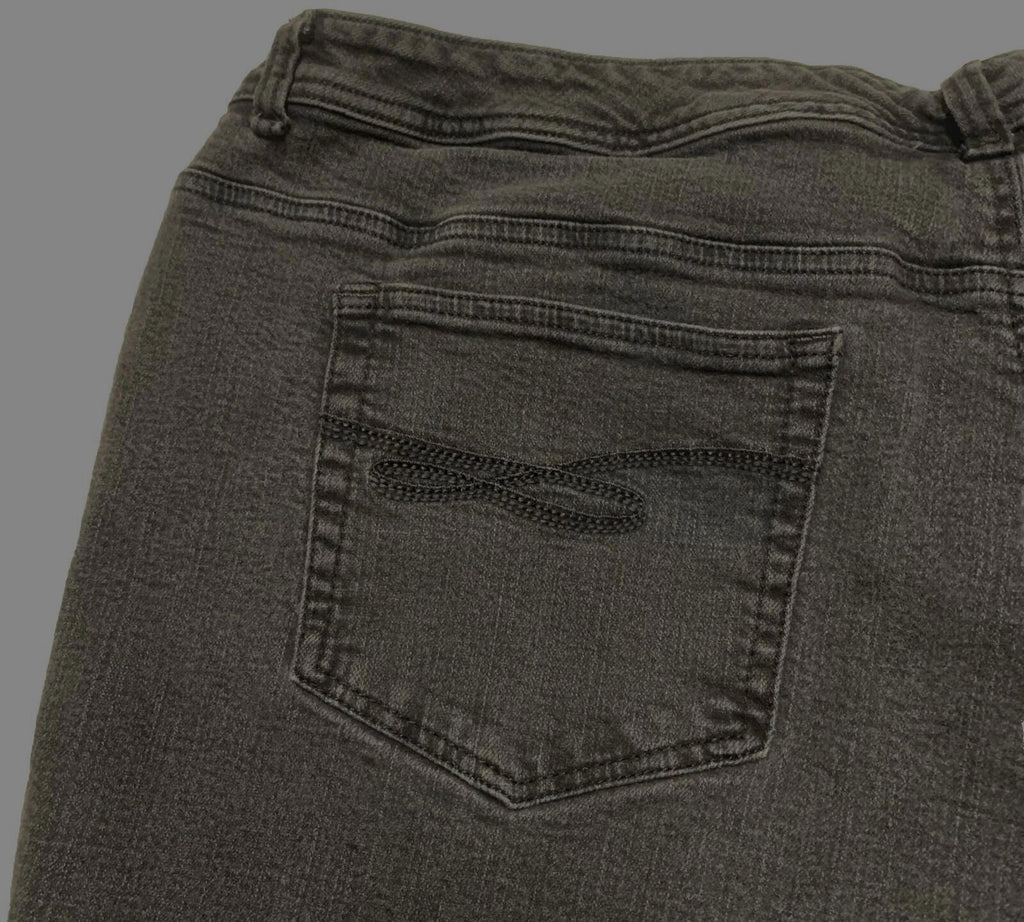 Style & Co Women’s Size 24W Gray Slim Leg High Rise Tummy Control Jeans