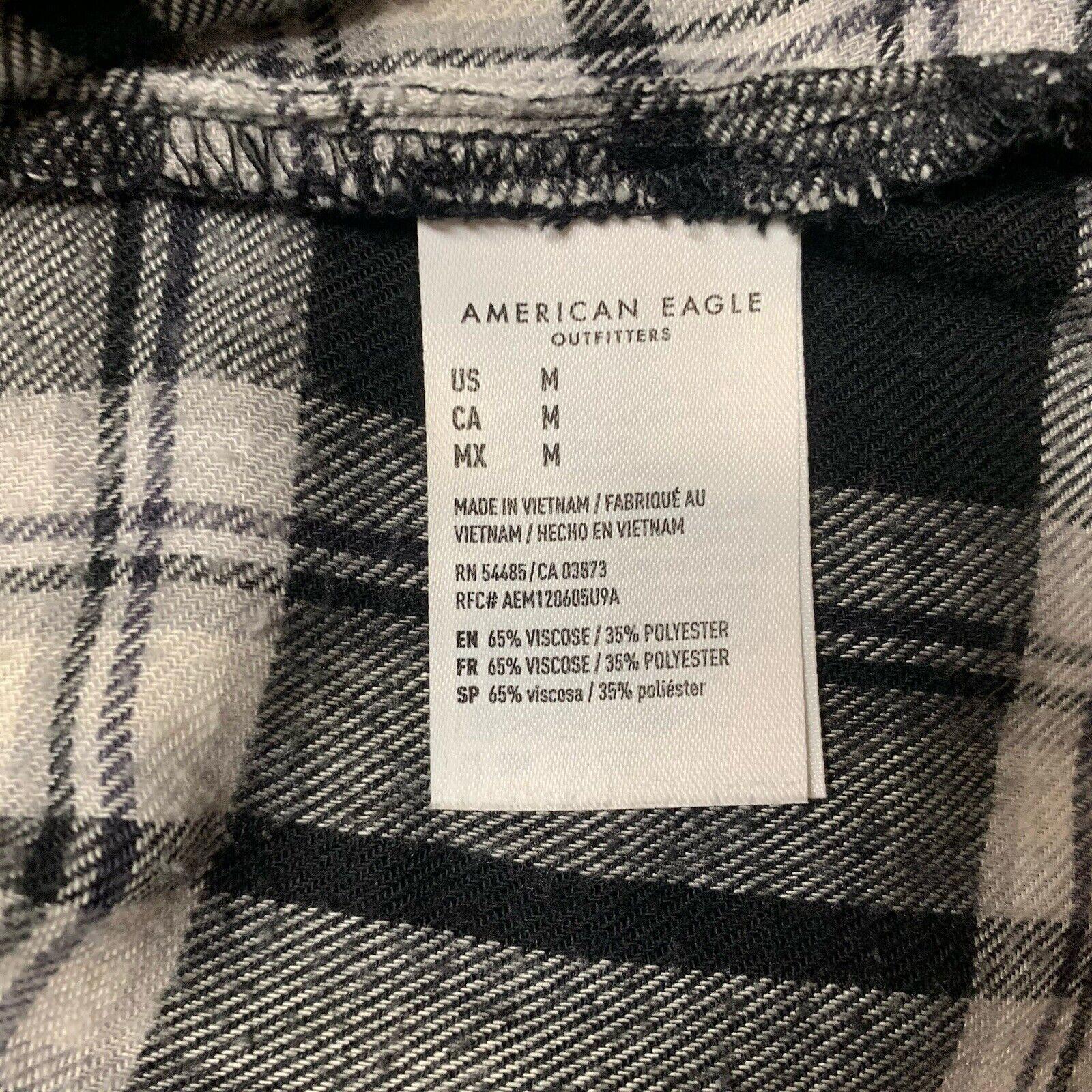 American Eagle Plaid Flannel Tunic Size Small Black White Pin Tuck Jegging Fit M