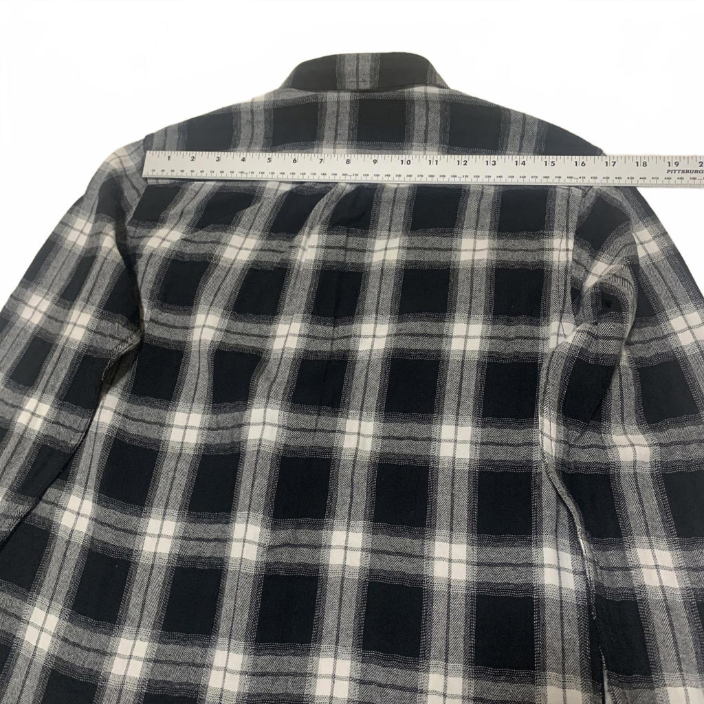Old Navy Men's Button Shirt Size S Petite Stone Black White Plaid Casual Cotton