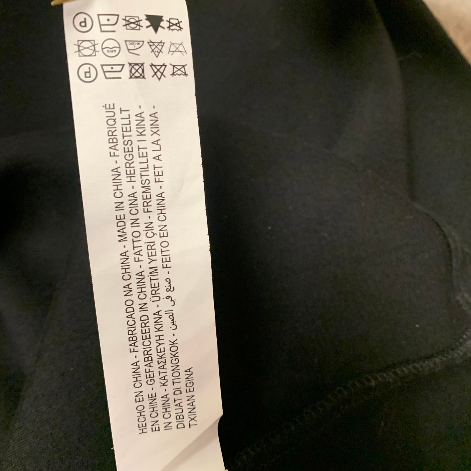Zara Women’s X-Large Black Cropped Sweatshirt