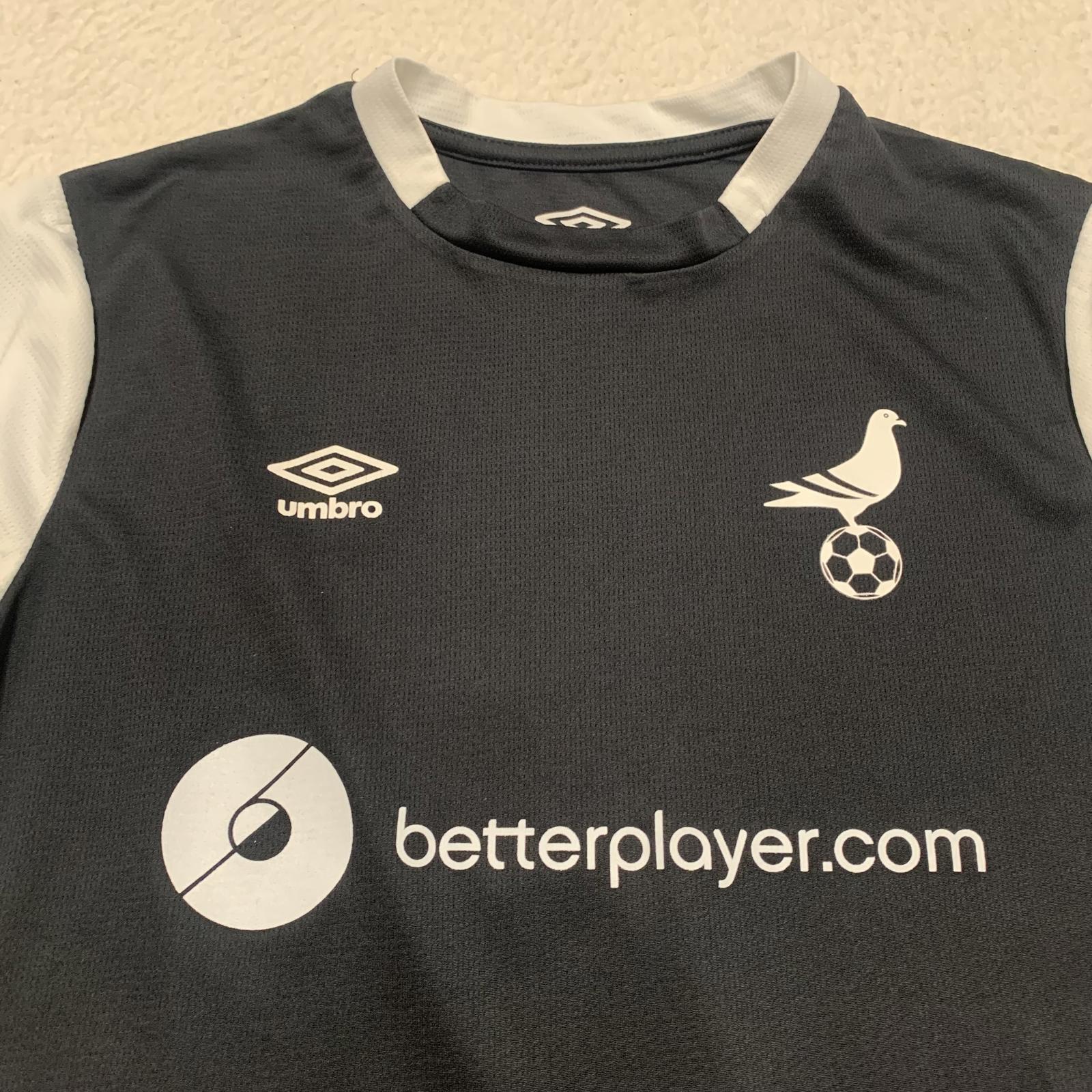 Umbro Unisex Youth Size Small Black NYC Footy Soccer Jersey