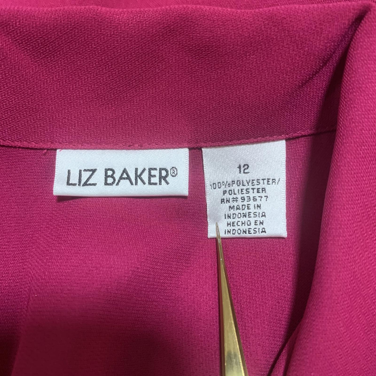 Liz Baker Women's Size 12 Fushia Short Sleeve Button-Up Blouse