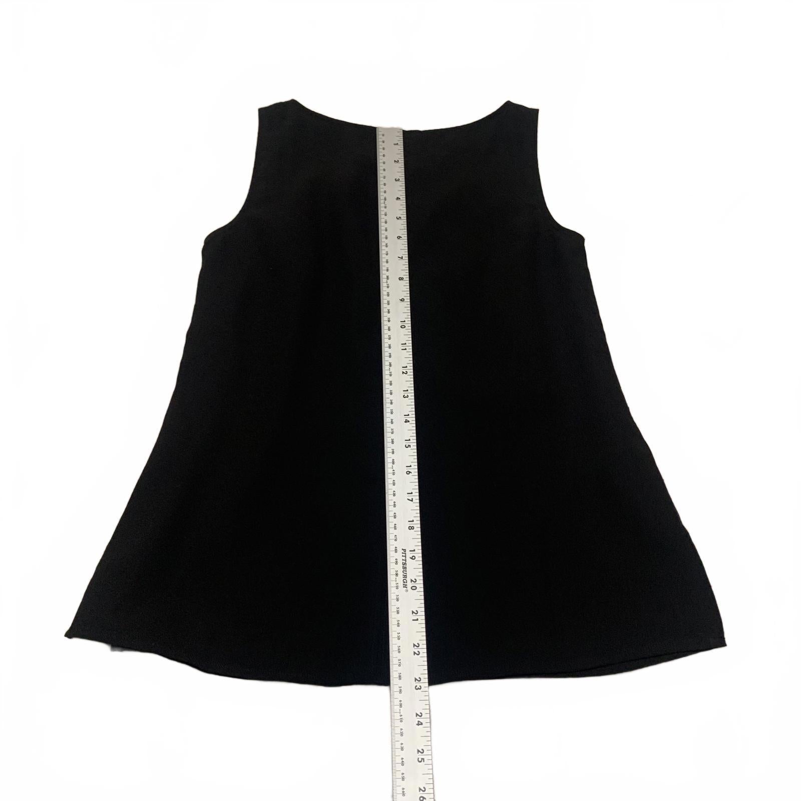 Ann Taylor Women's Size X-Small Black Sleeveless Blouse