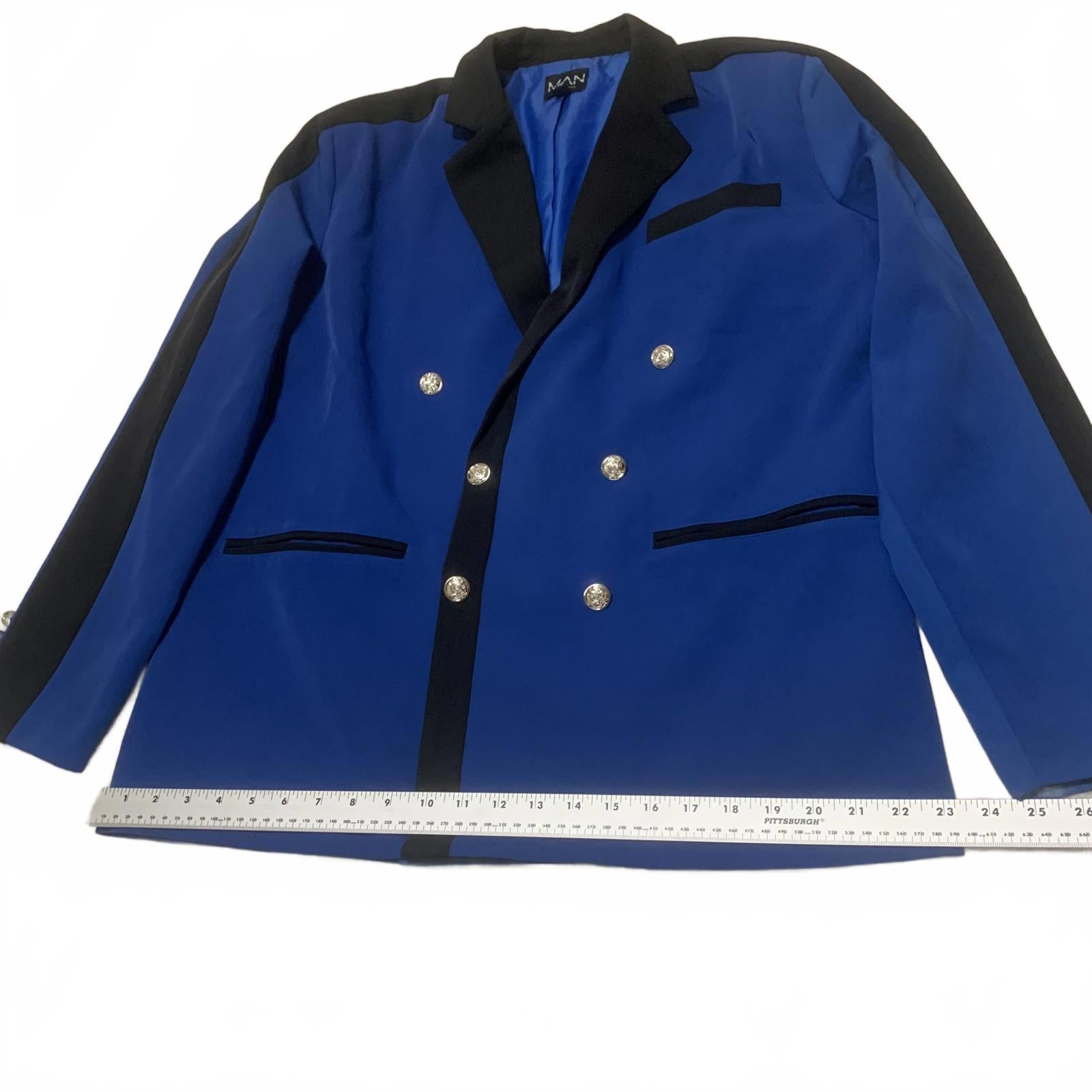 Blazer cruzado azul rey con botones plateados para hombre boohooMan talla 38