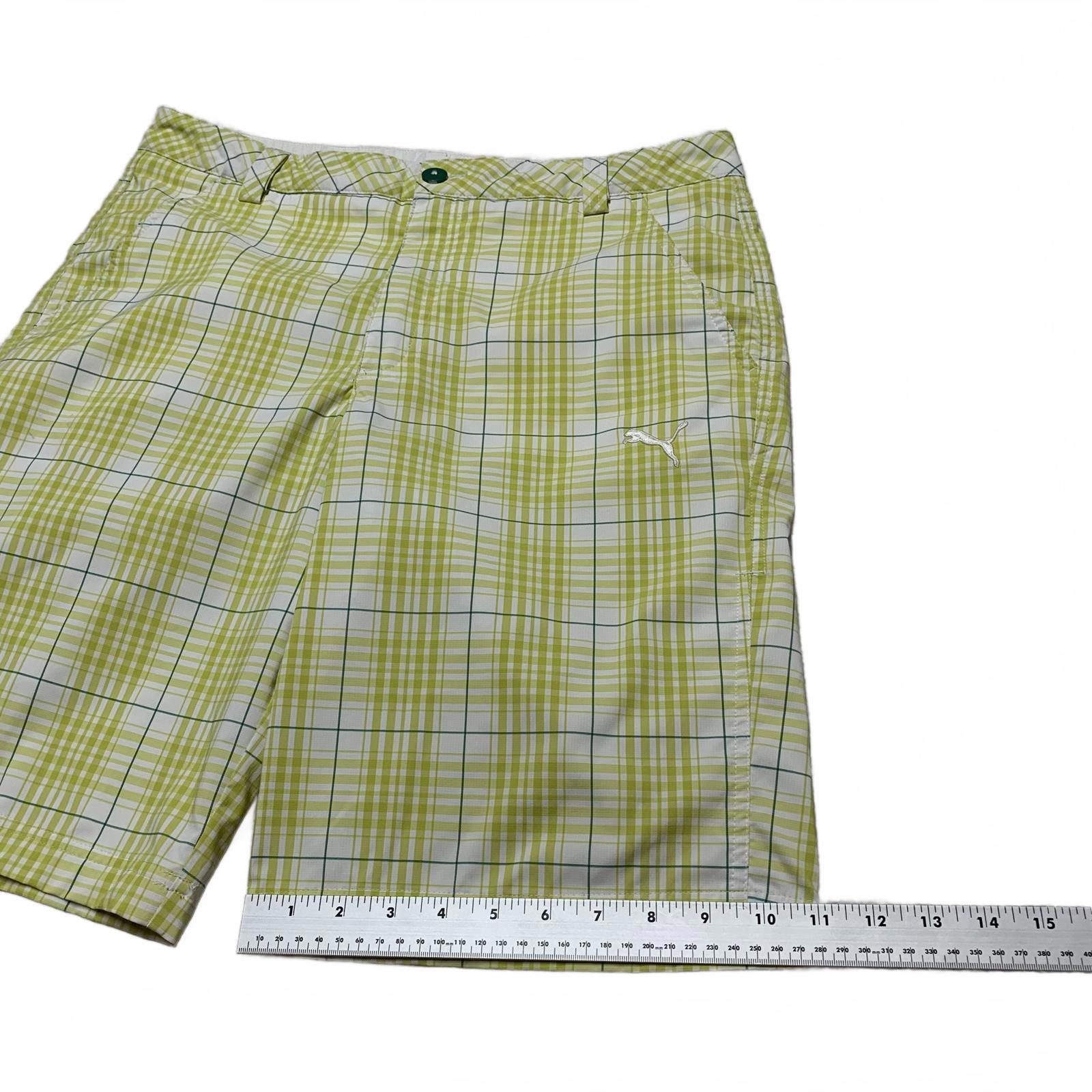 Cobra Puma Golf Mens Sz W 32 Green Plaid Summer Shorts W33.5