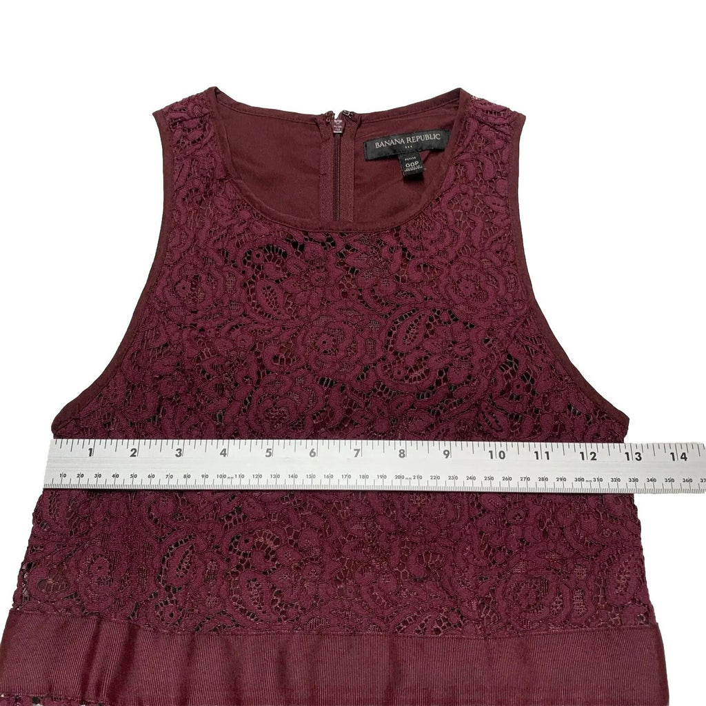Banana Republic Juniors Size 00P Petite Burgundy Lace Empire Waist Sheath Dress
