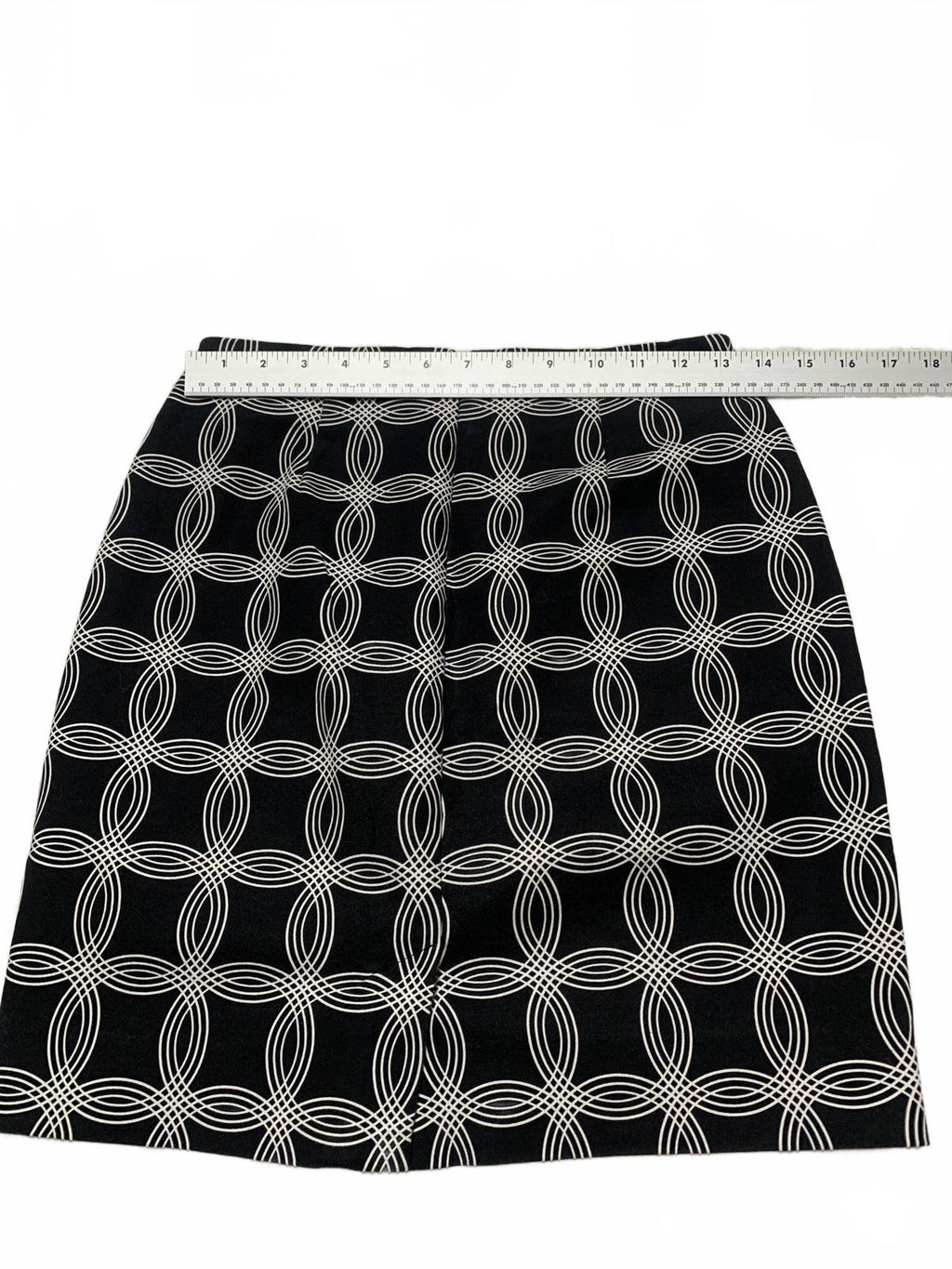 Banana Republic Womens Size 0 Black White Geometric Pattern Mini Skirt W26