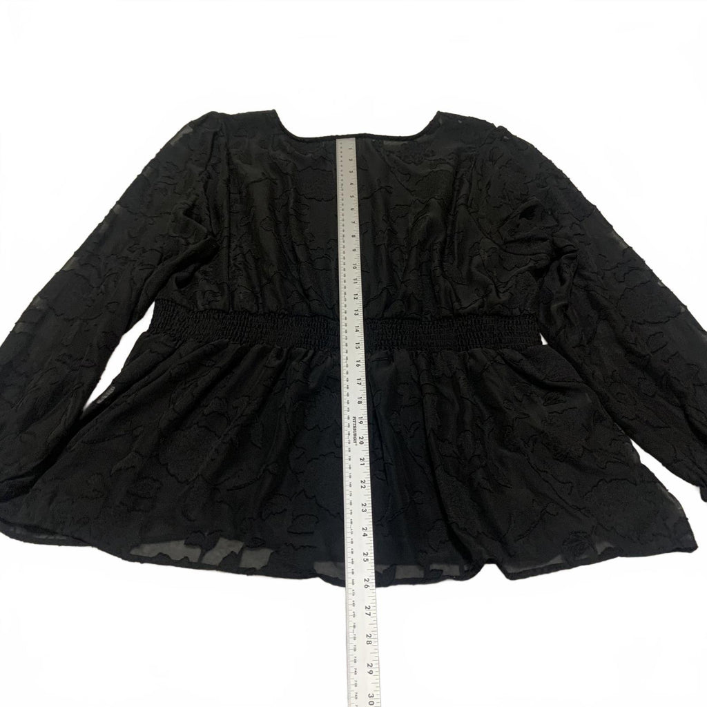 Torrid Womens Size 3 Black Long Sleeve Peplum Blouse Textured Floral Pattern