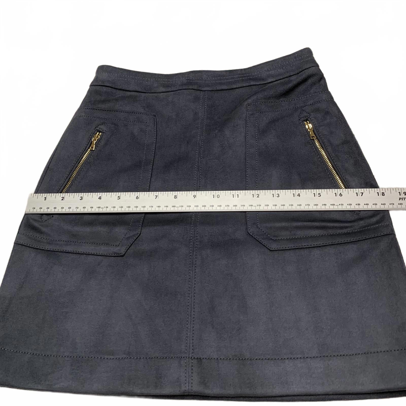 LOFT Petite Sze 00 Petite Suede Mini Skirt Zipper Pockets Charcoal Gray W 26.5