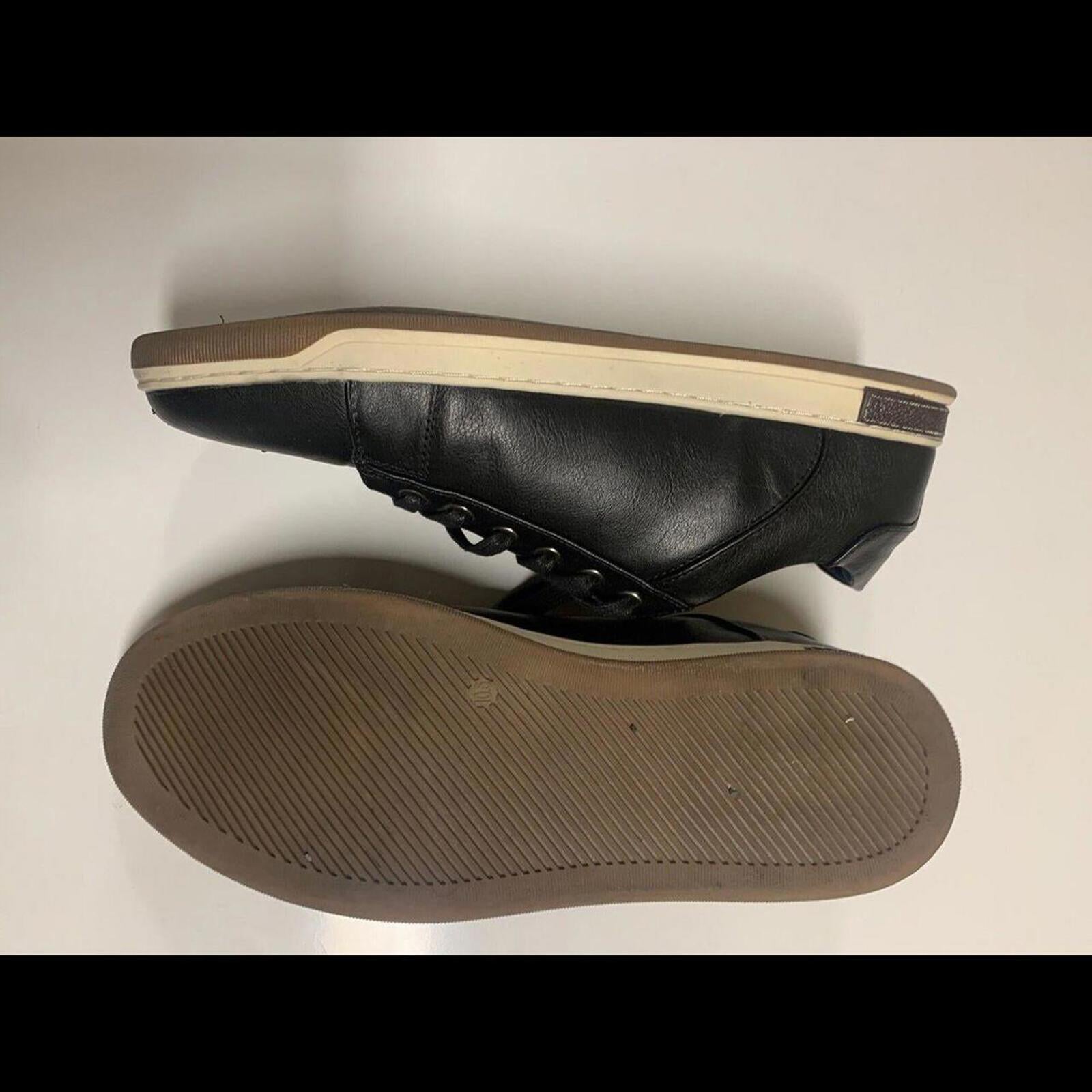 Men's Black Trainer