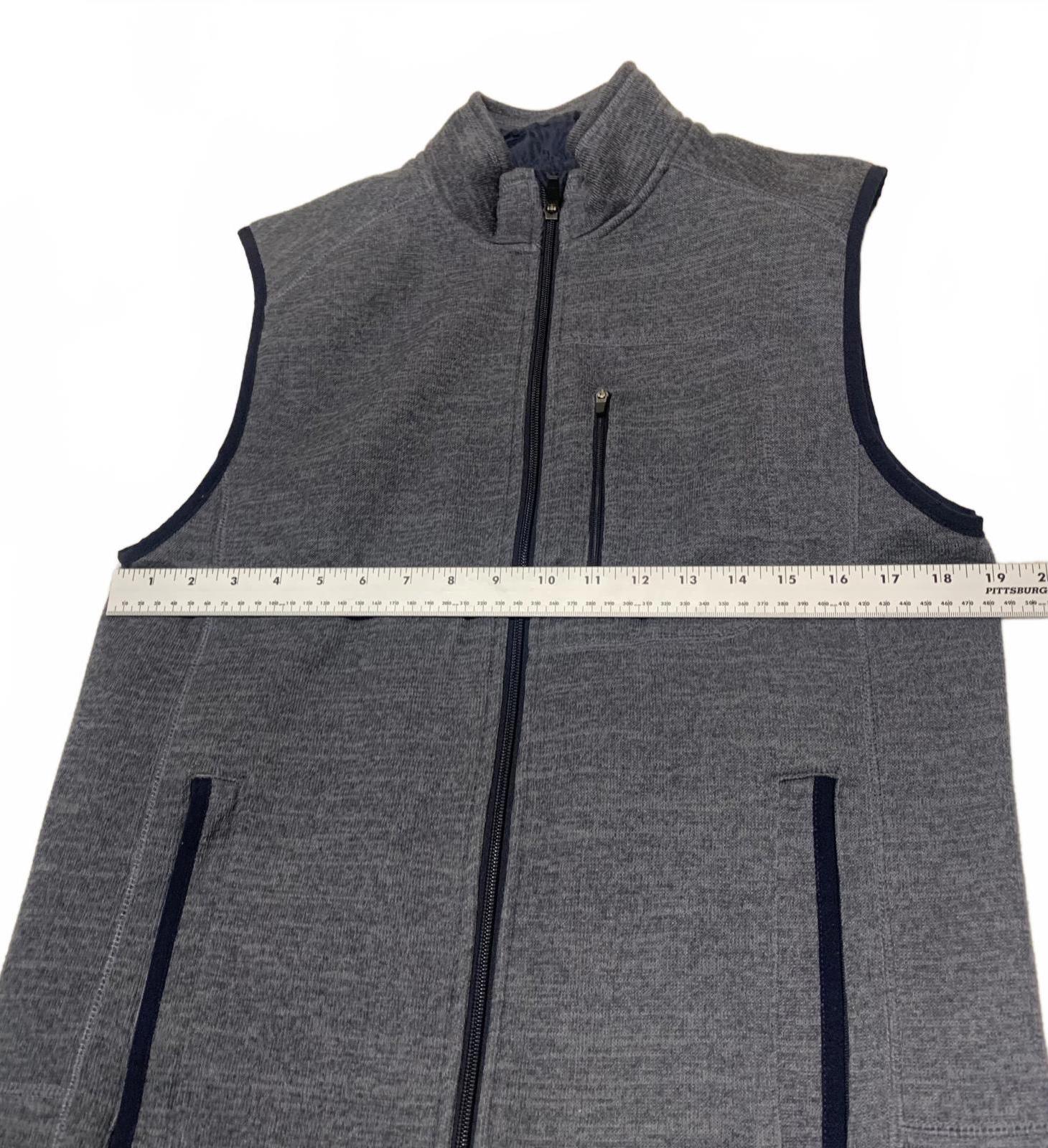 Johnnie-O West Coast Prep Men's Size Medium Grey Fleece Vest