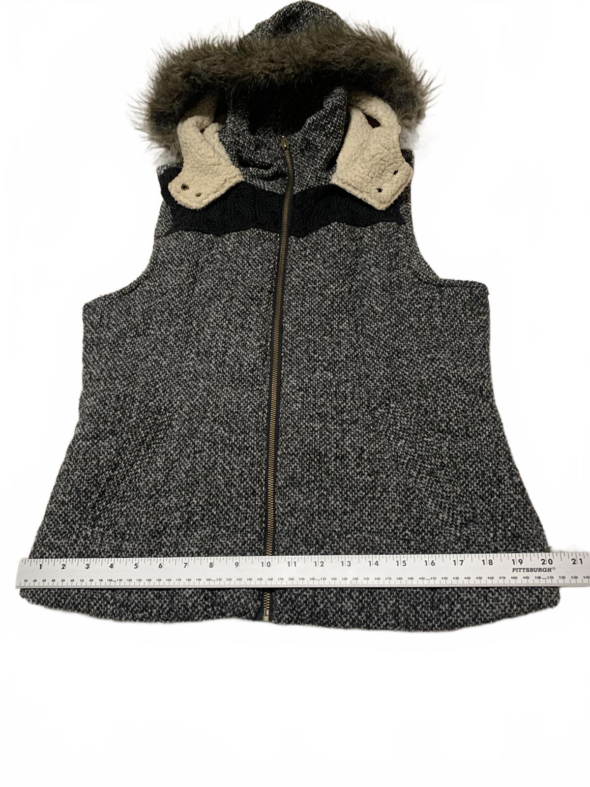 Y2K Faux Fur Vest  Supply Co. Women's Size L Specked Black Hooded Zip Up
