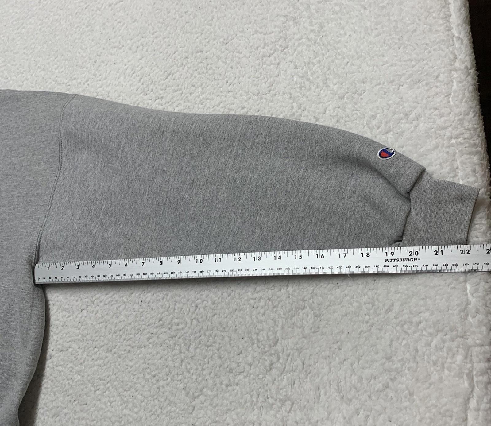 Champion Authentic Unisex Sweatshirt XL Gray Seton Hall University Crewneck