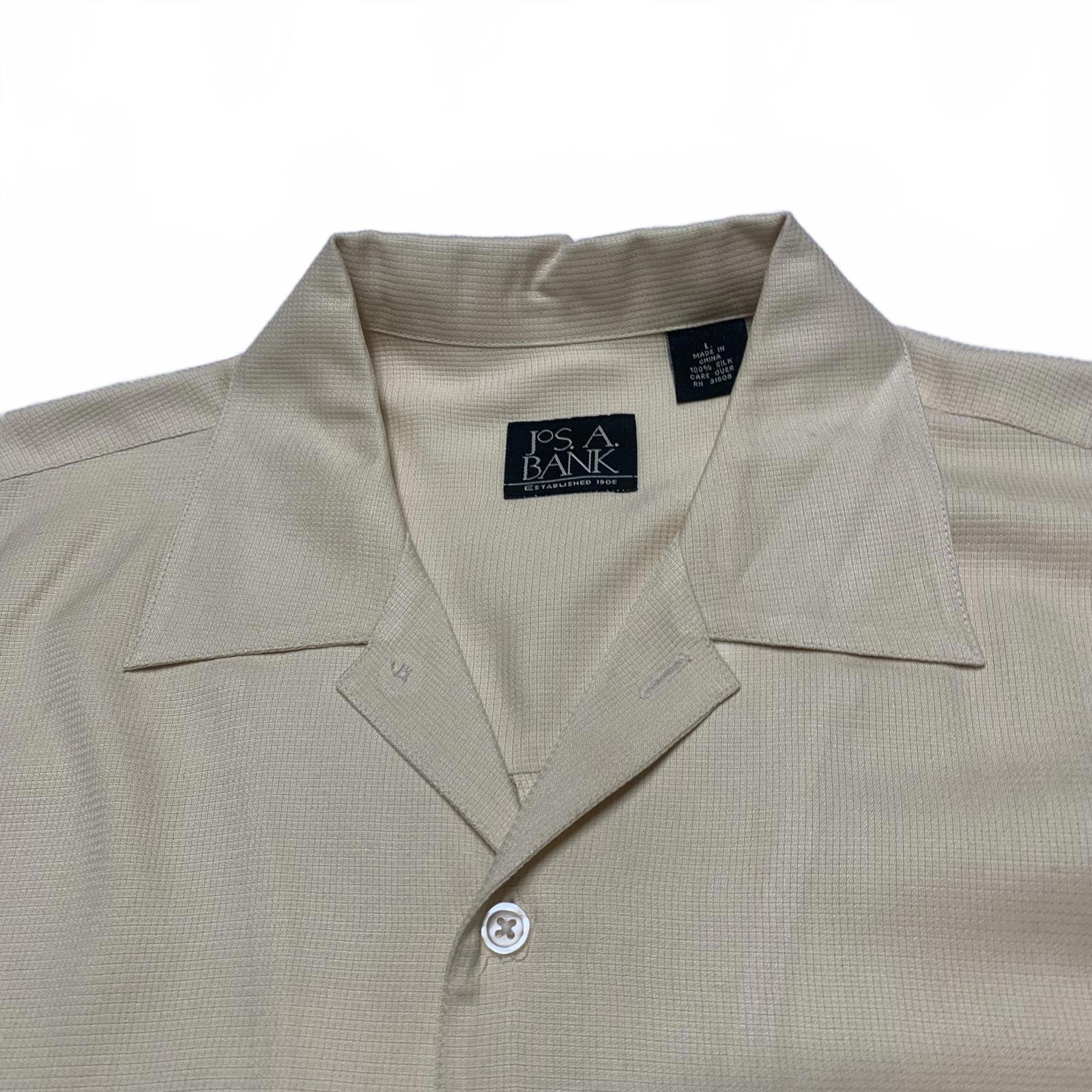 Jos. A. Bank Large Silk  Shirt Light Beige Short  Sleeves