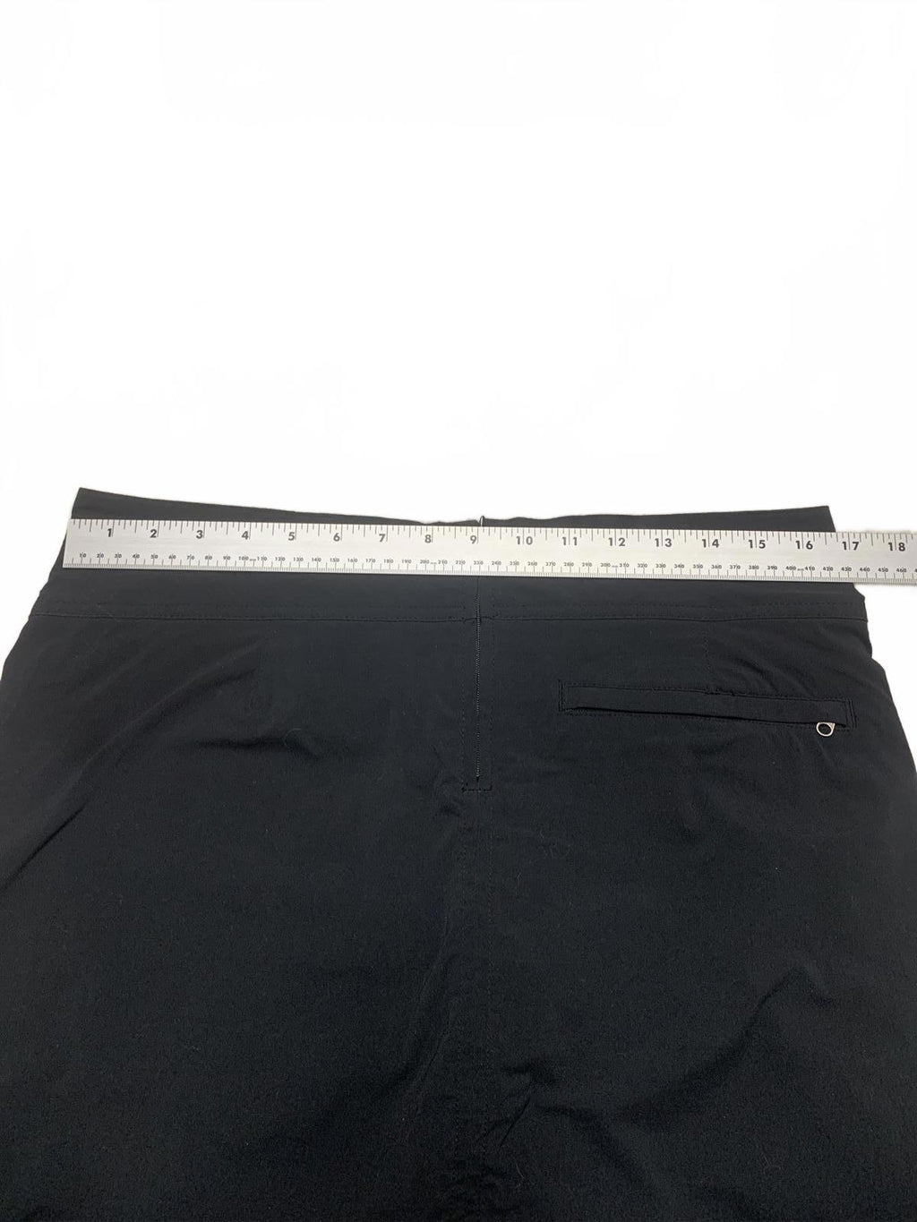 Royal Robbin’s Women's Size 10 Black Skort Skirt with Shorts W33.5 Nylon