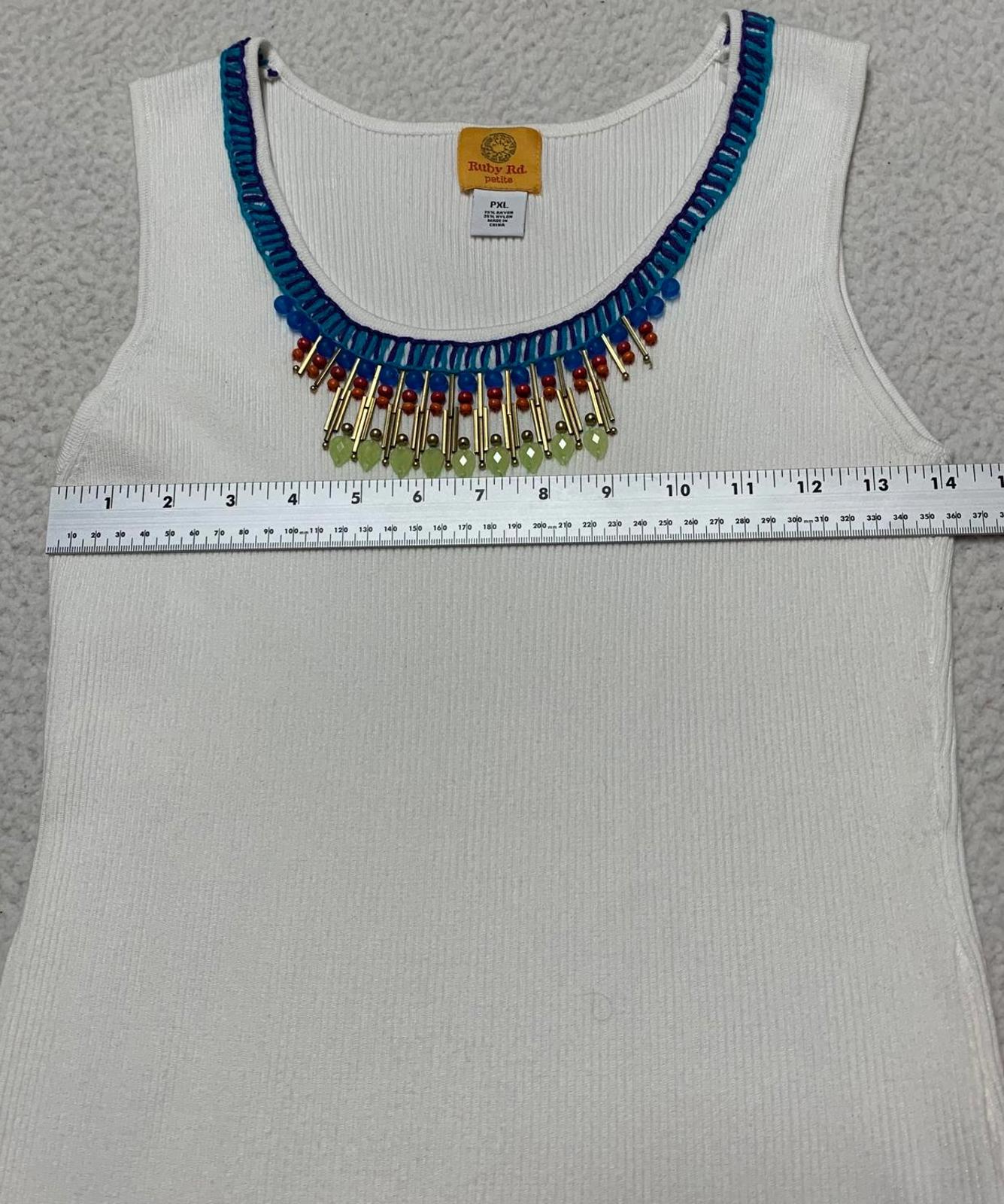 Ruby Rd. Womens Size XL Petite White Ribbed Knit Tank Top Decorative Neckline
