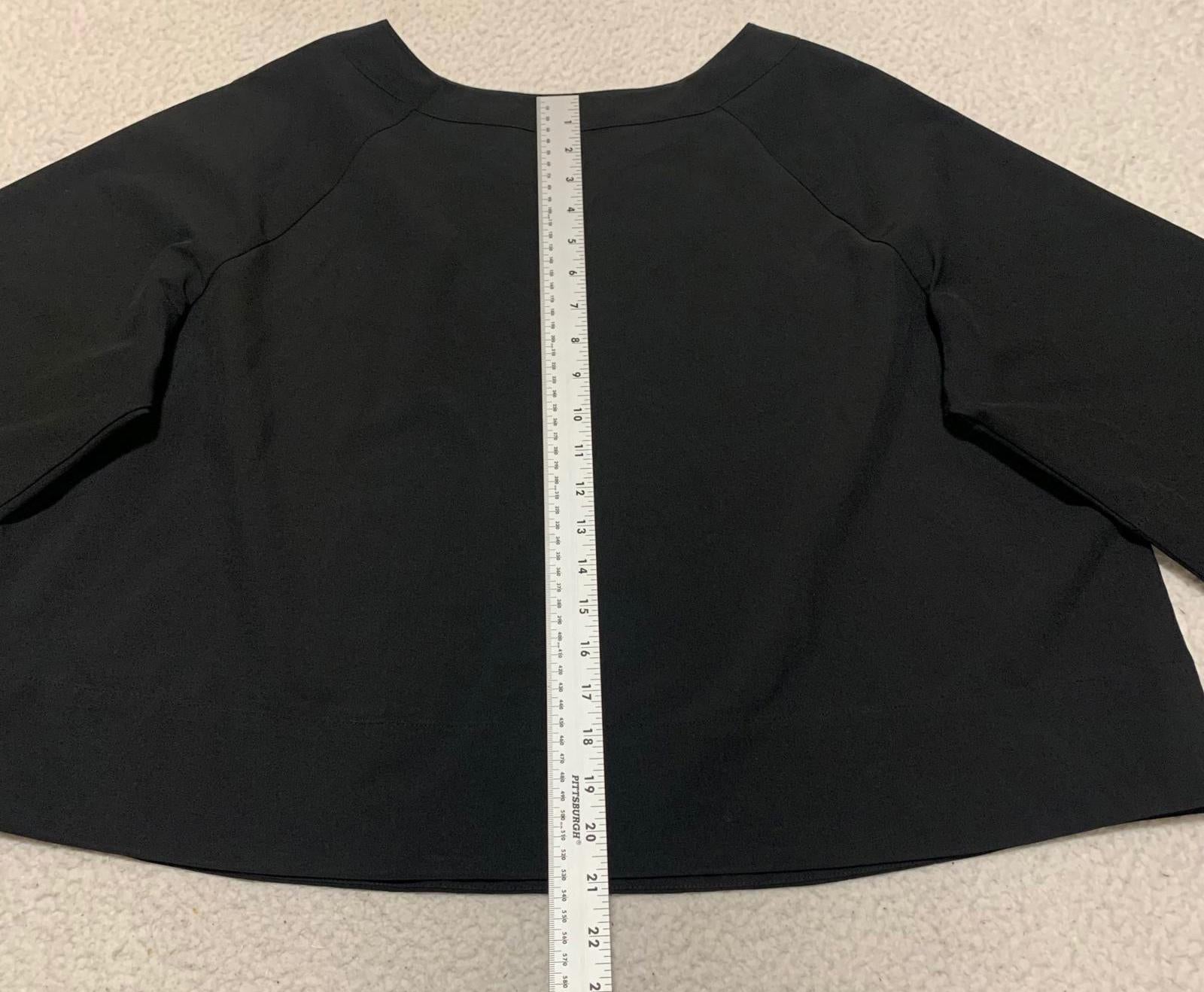 Prologue Women's Size X Large Black V-Neck Crop Top Minimalist Oversized