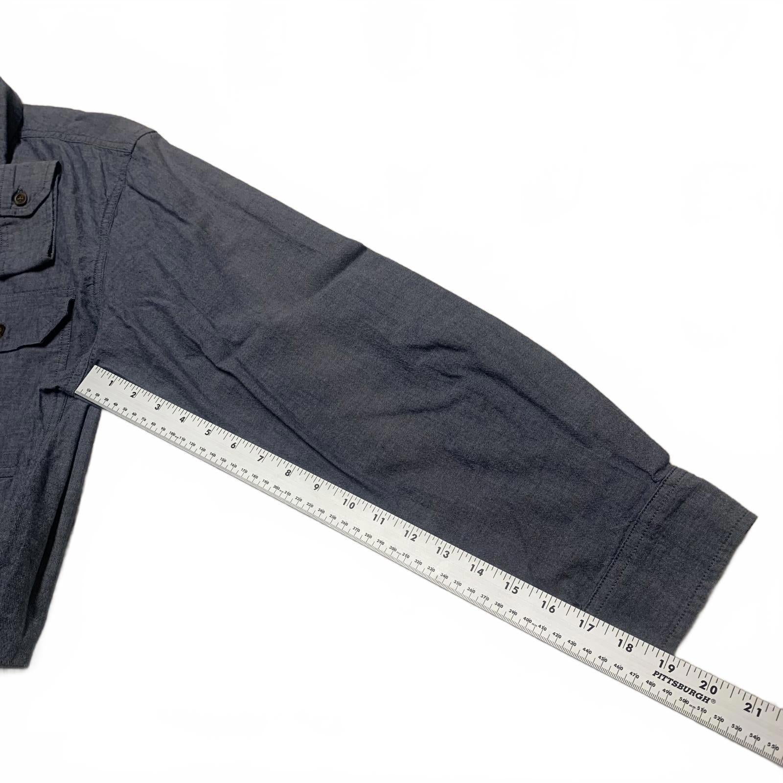 Carhartt Men’s Size Large Blue Wash Button-Up Chambray Work Shirt