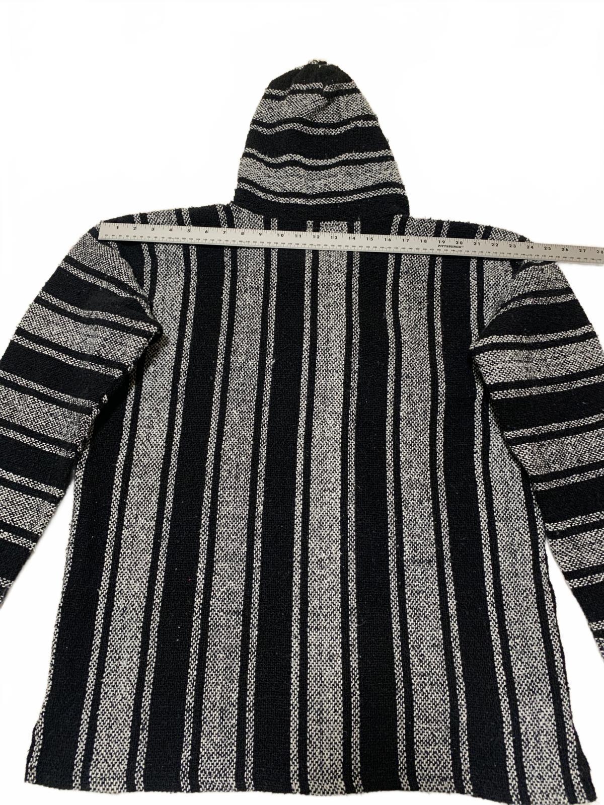 La Montaña Especial Men's Size XL Black White Striped Hoodie XL Mexico