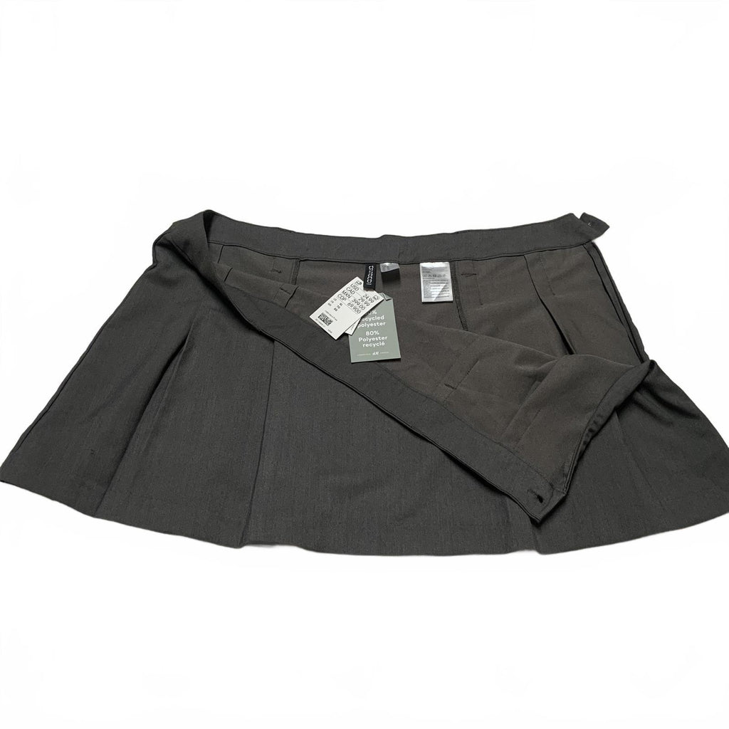 H&M Conscious Collection Womens Sz XL Gray Pleated Mini Skirt W42