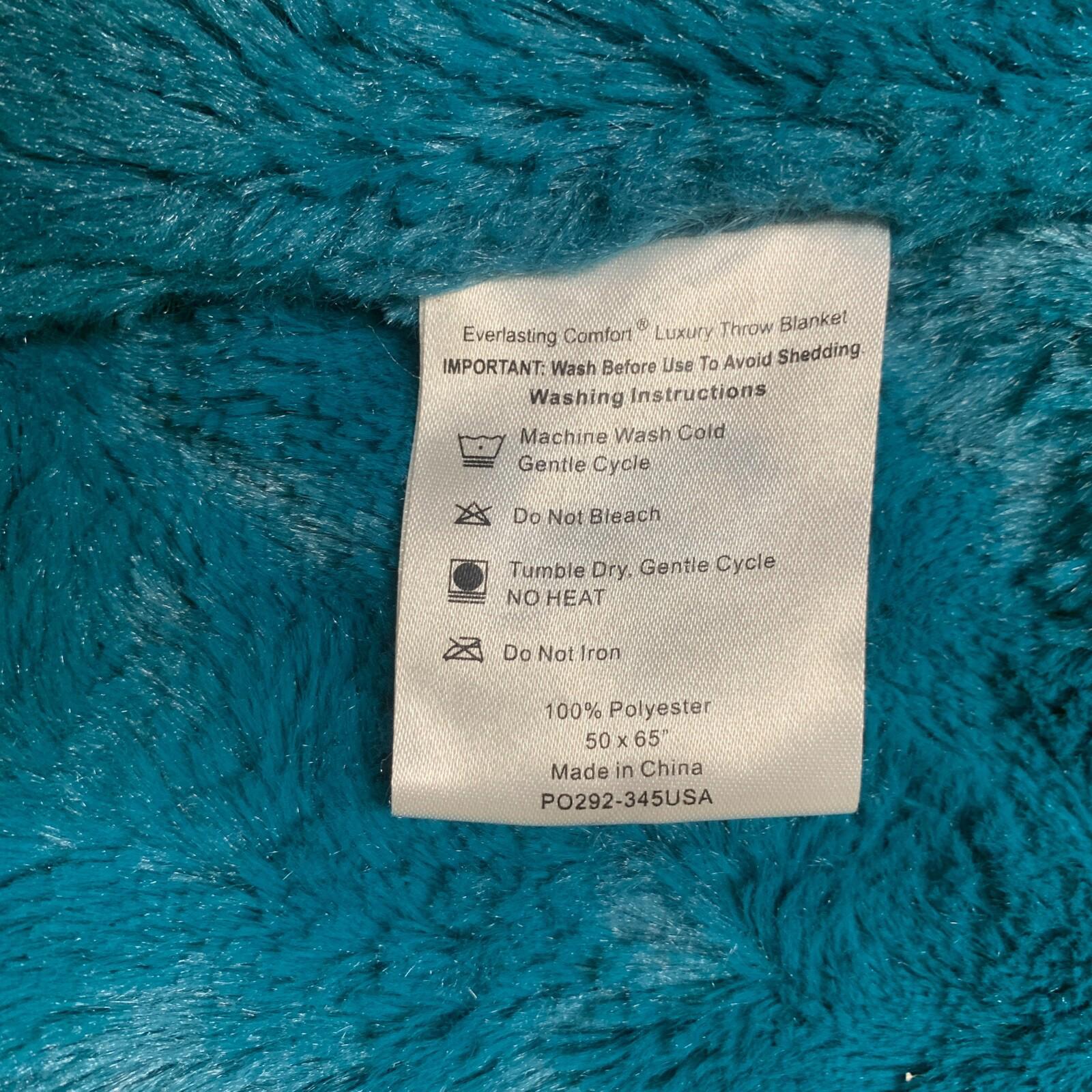 Everlasting Comfort 50”x65”Luxury Faux Fur Throw Blanket Soft Fluffy Doublesided