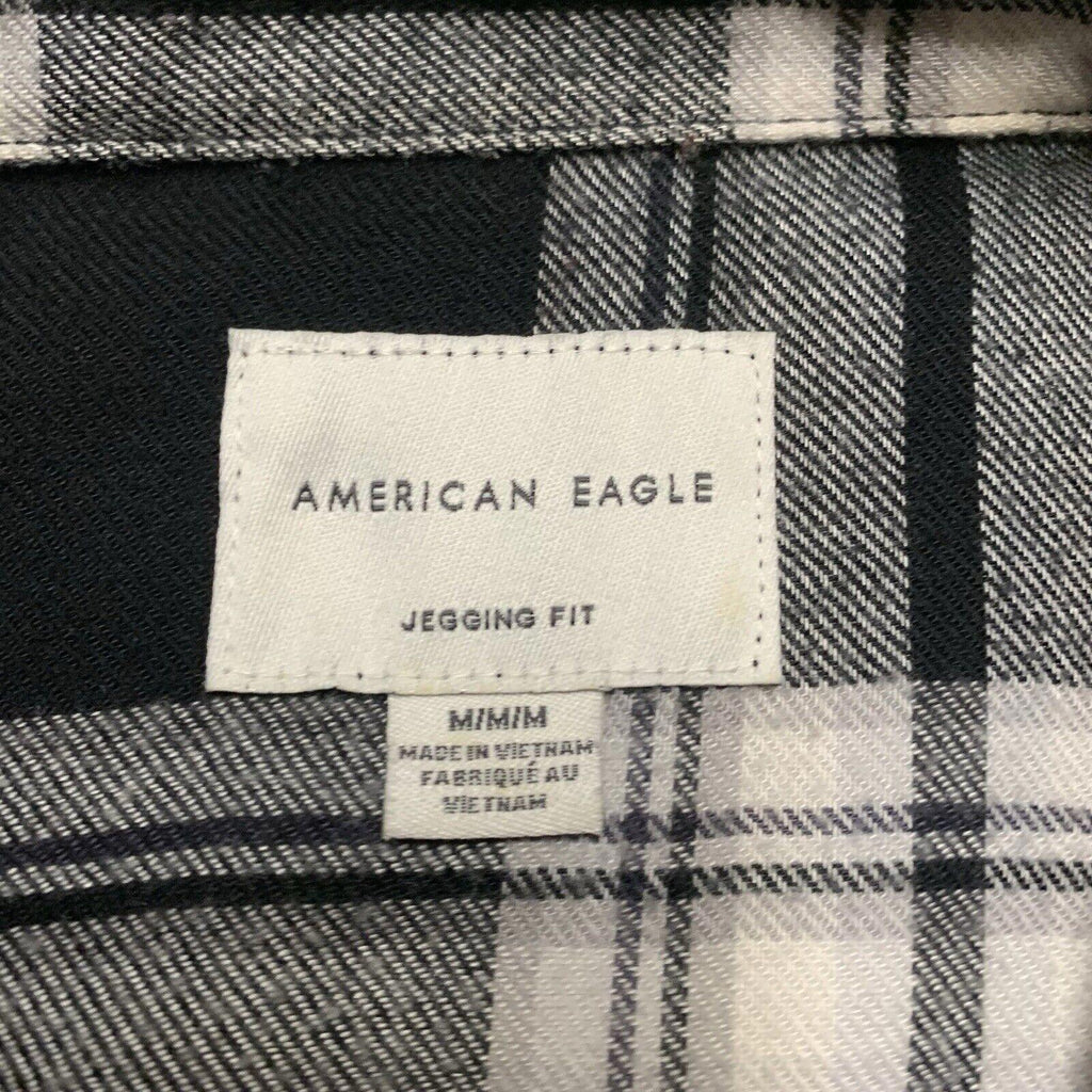 American Eagle Plaid Flannel Tunic Size Small Black White Pin Tuck Jegging Fit M