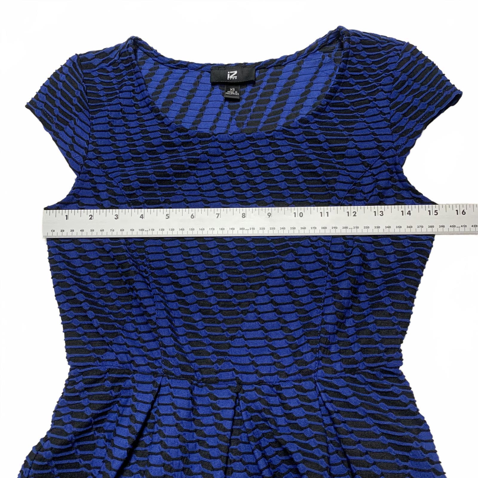 IZ Byer Women's Size XSmall Blue Black Textured Fit A cut Dress XS