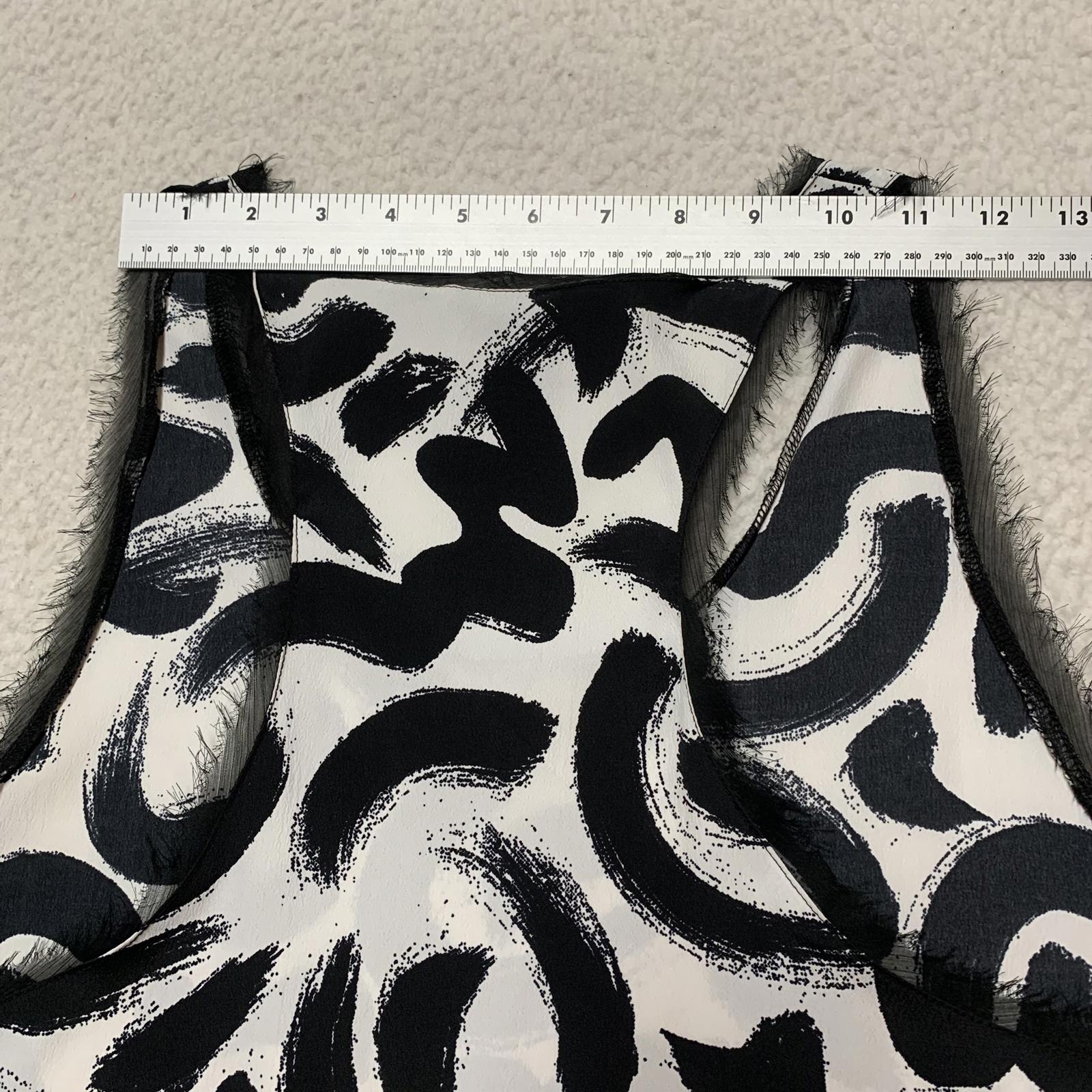 H&M Womens Size 8 Black White Abstract Print Women's Tank Top