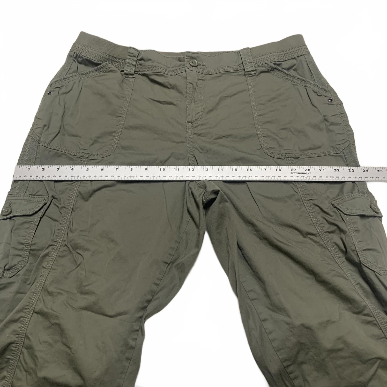 Style & Co. Women's Size 16 Olive Green Cargo Capris Pants W37 Stretch