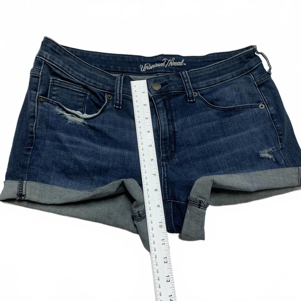 Universal Thread Women's Size 10 Blue Mid Rise Denim Shorts