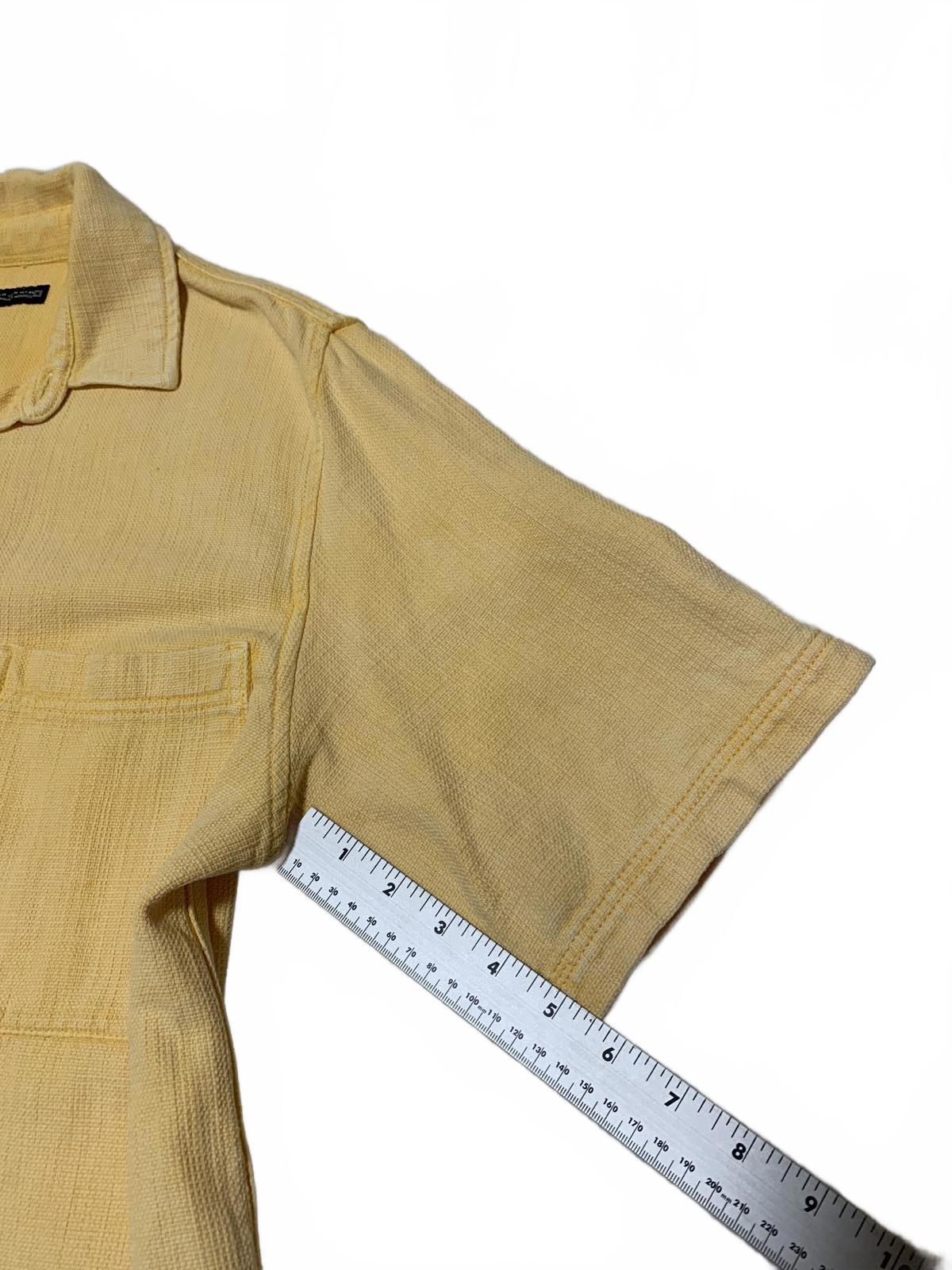 Zara Mens Size Medium Yellow Short Sleeve Button-Up Shirt
