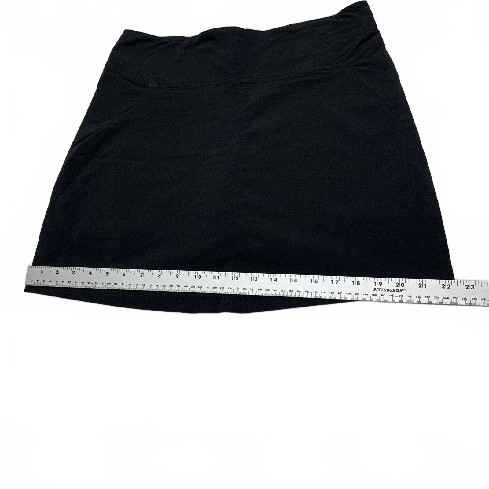 Royal Robbin’s Women's Size 10 Black Skort Skirt with Shorts W33.5 Nylon